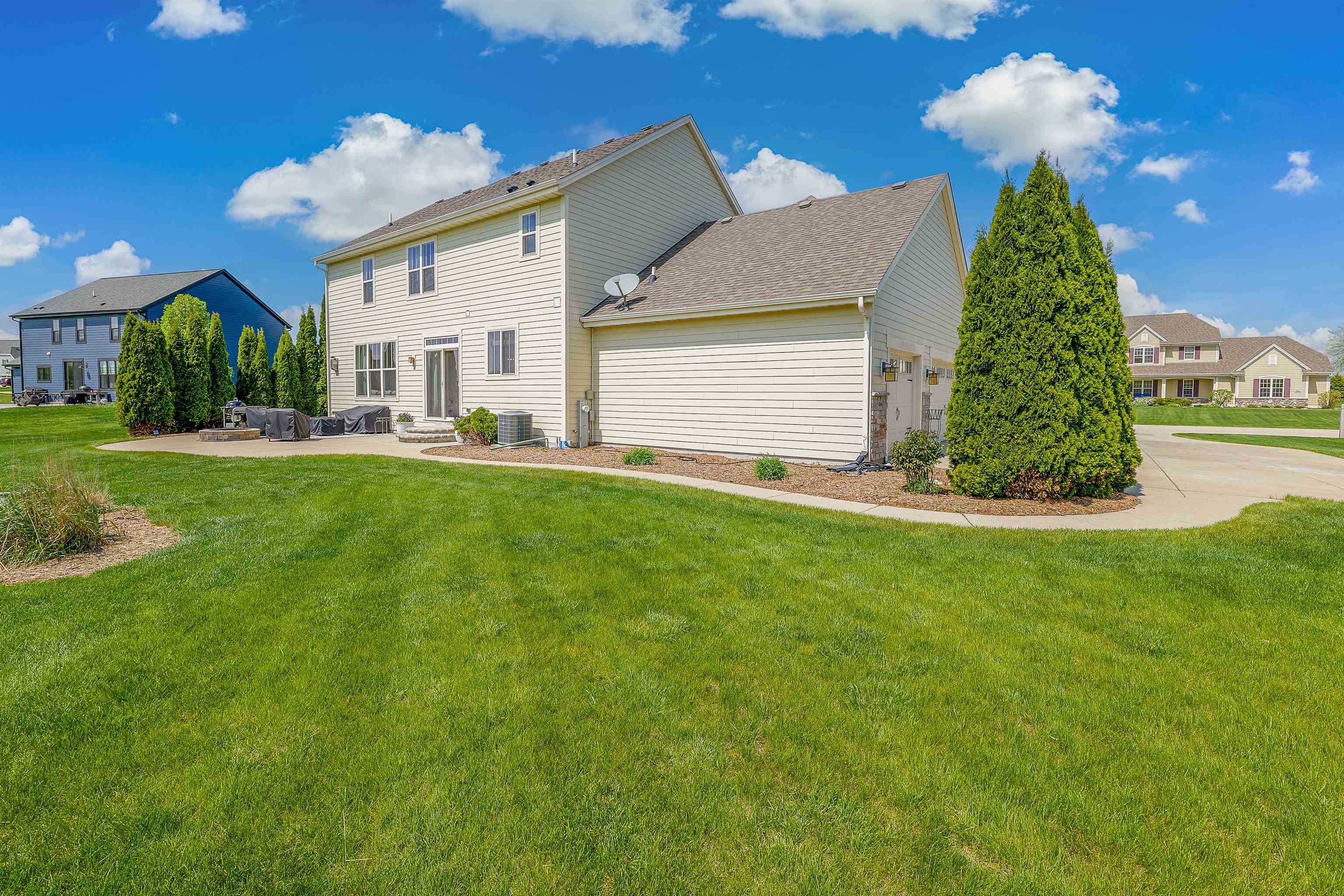 N65W28101 Hickory Hill Drive