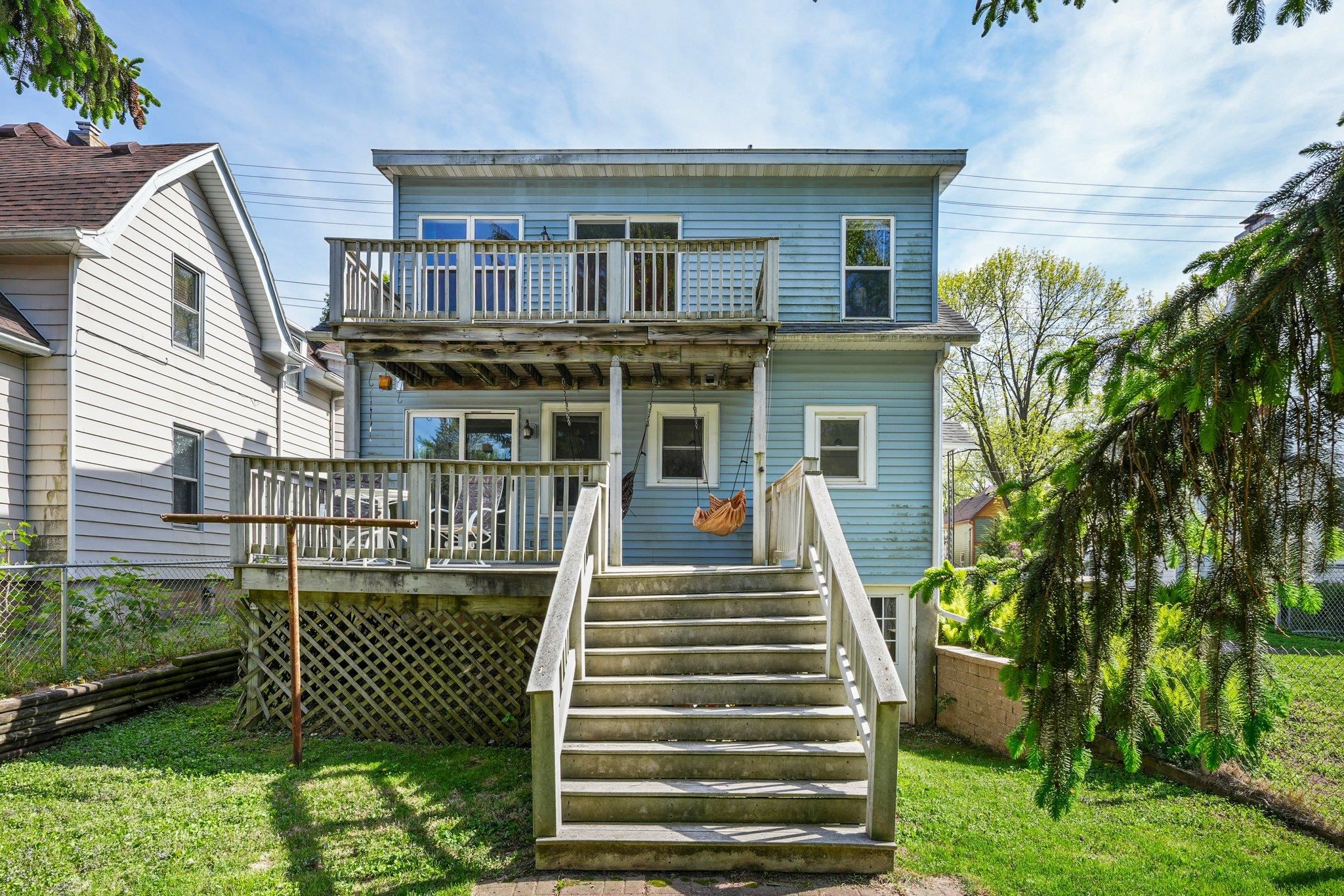 706 W Olin Avenue