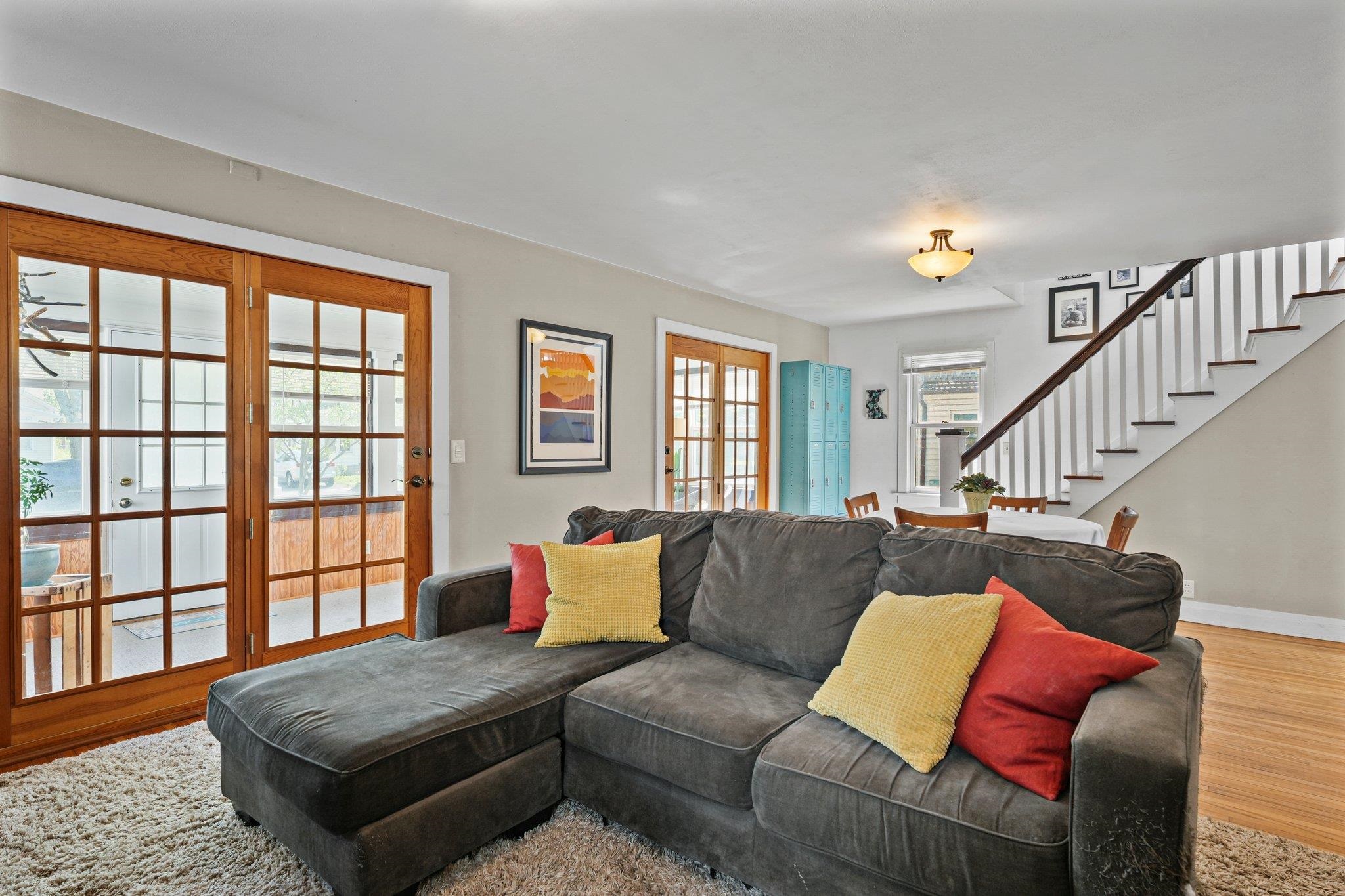 706 W Olin Avenue