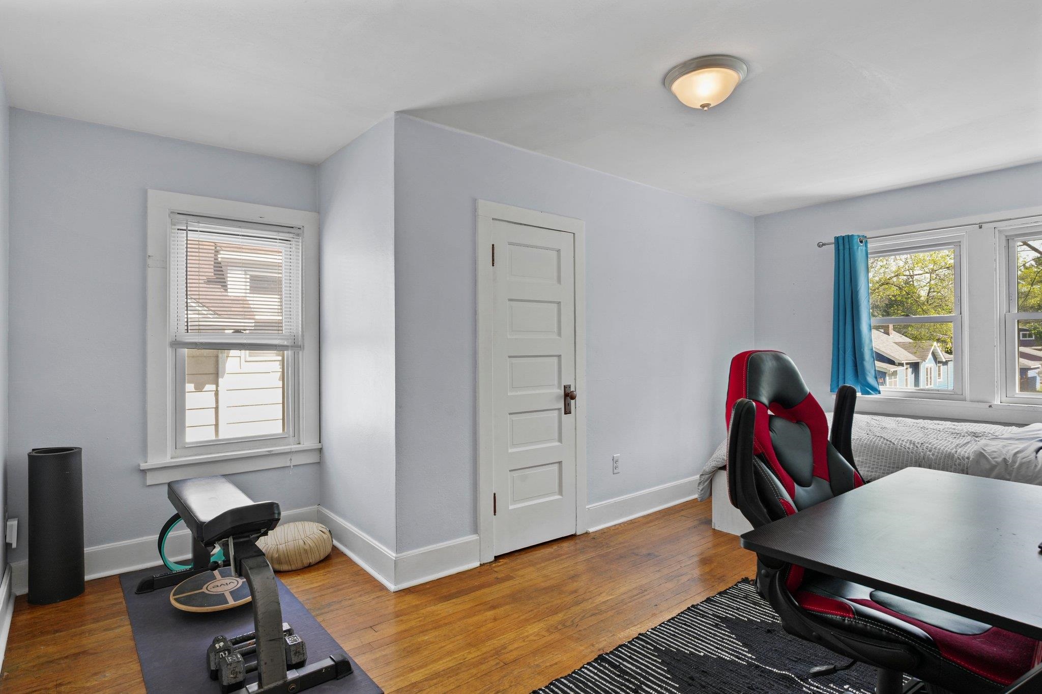 706 W Olin Avenue