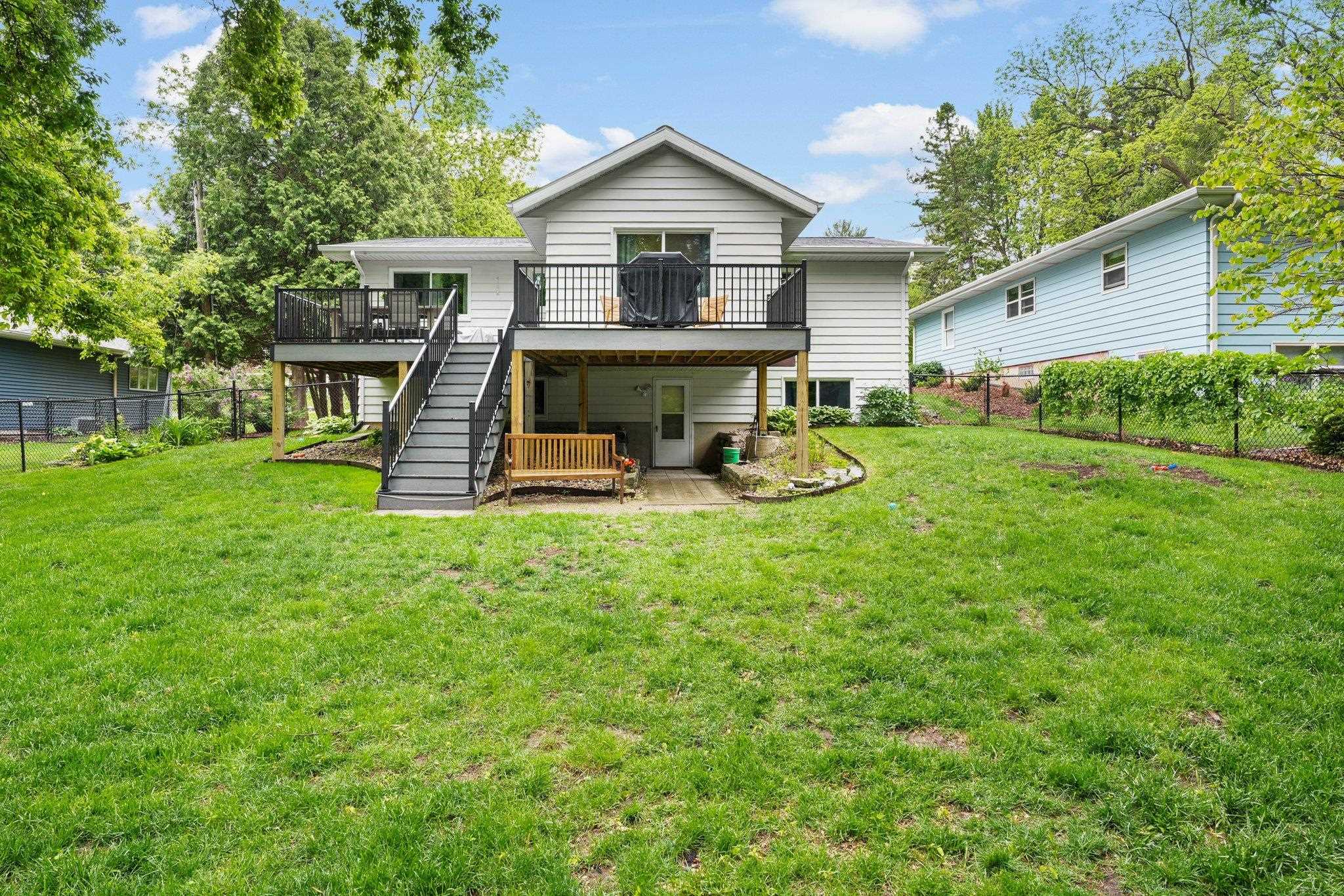 6216 Countryside Lane