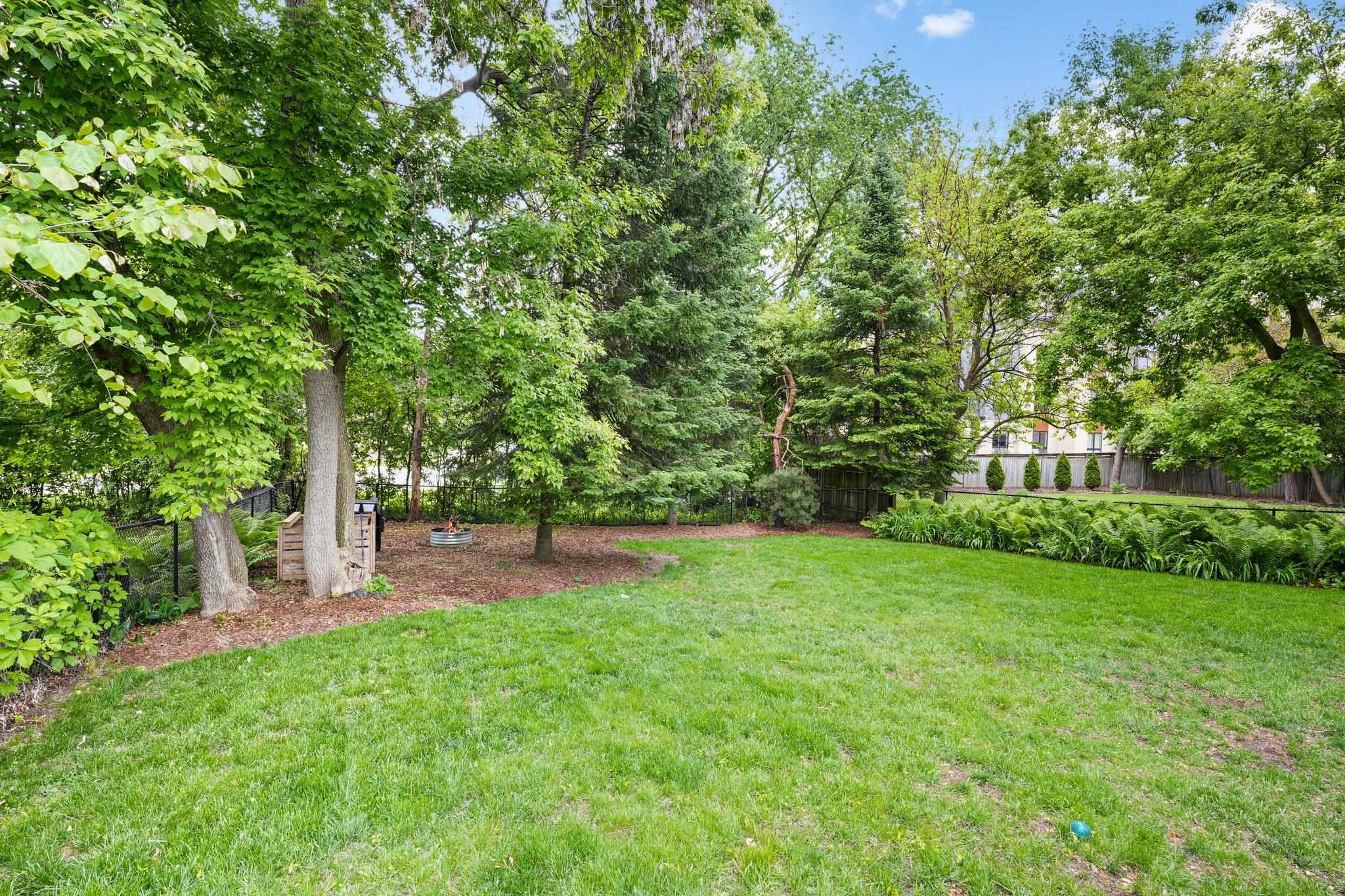 6216 Countryside Lane