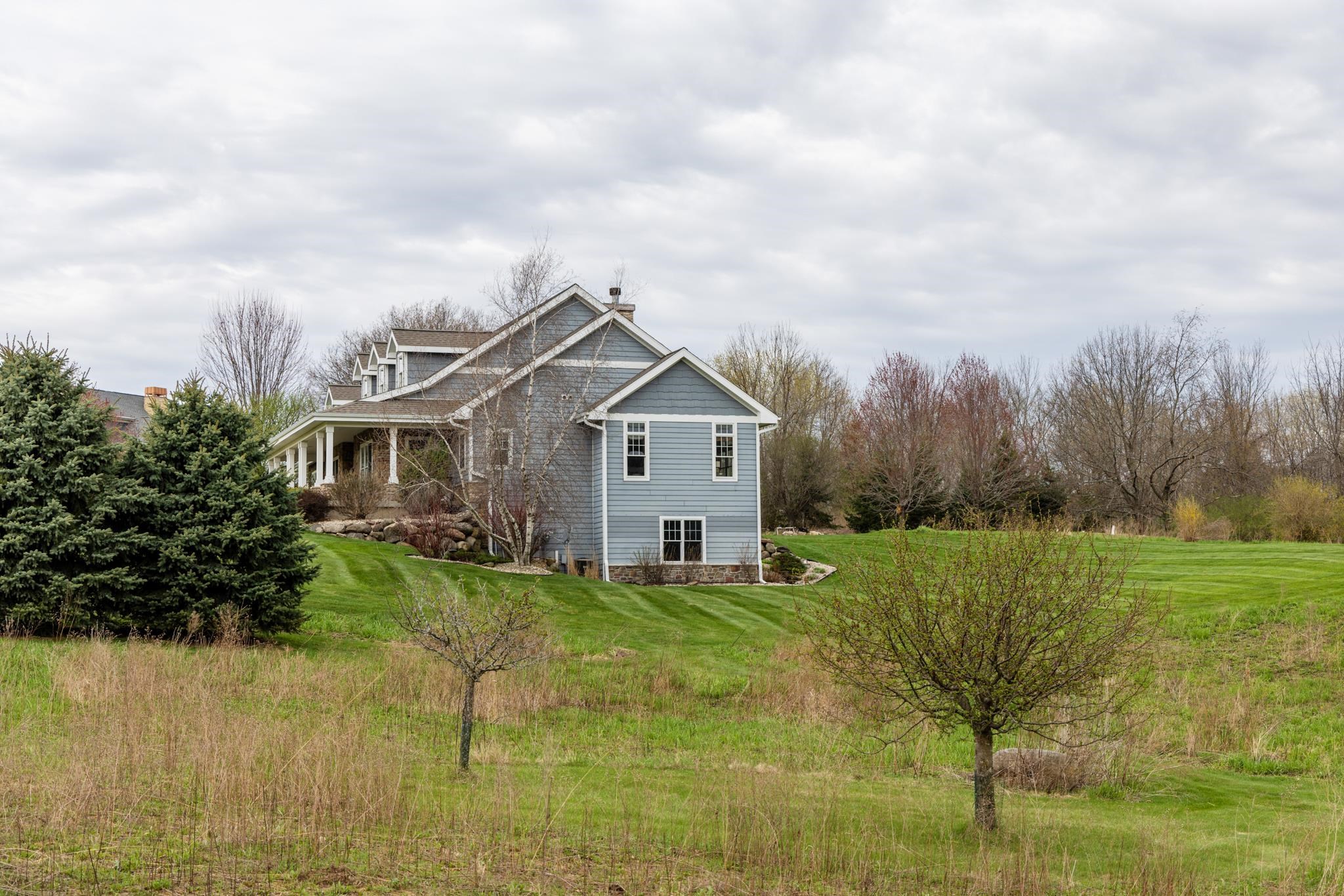 7872 Autumn Pond Trail