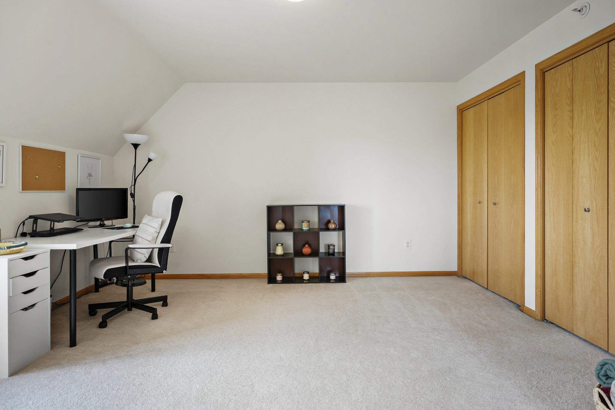 73 S Gardens Way