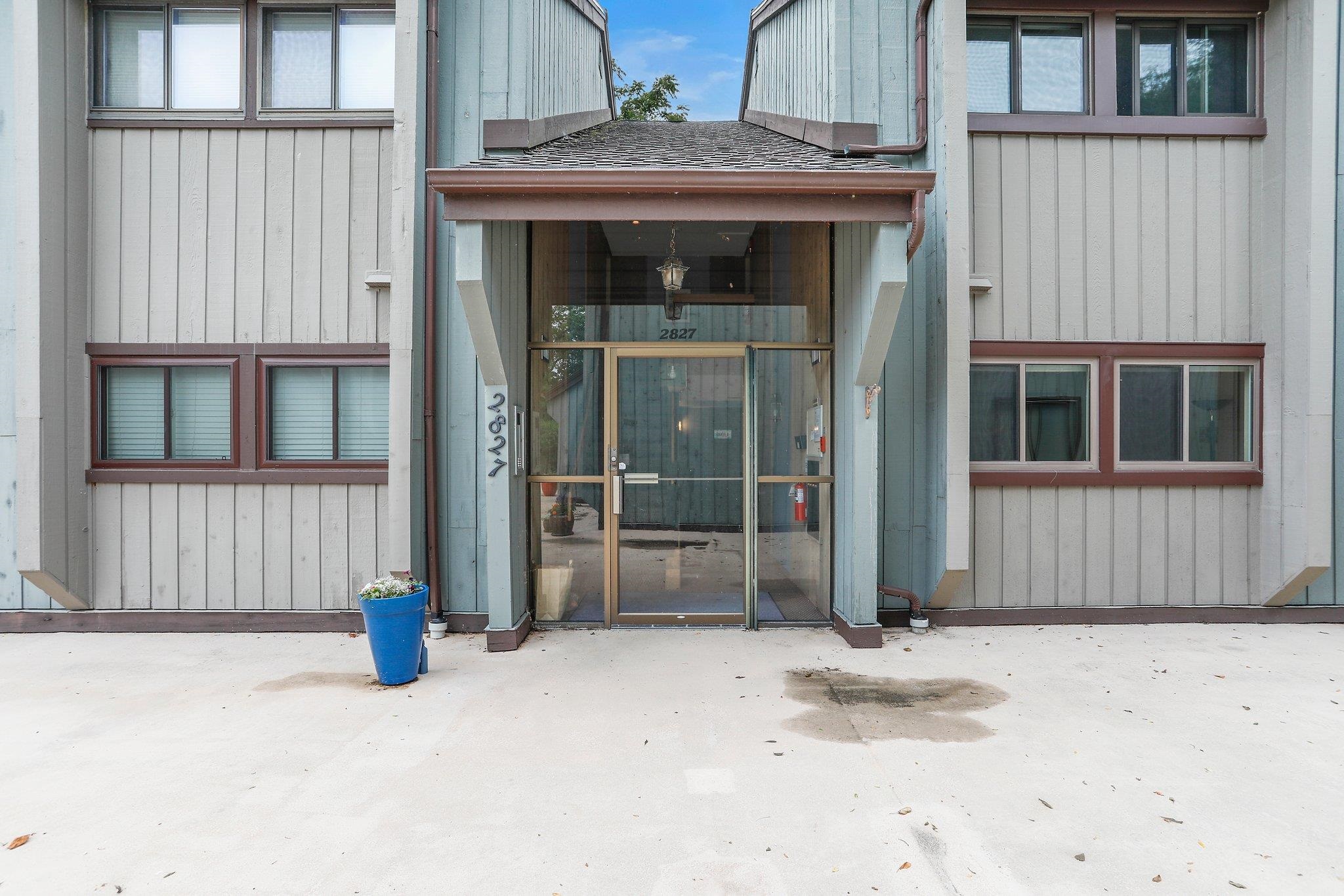 2827 Century Harbor Road 2