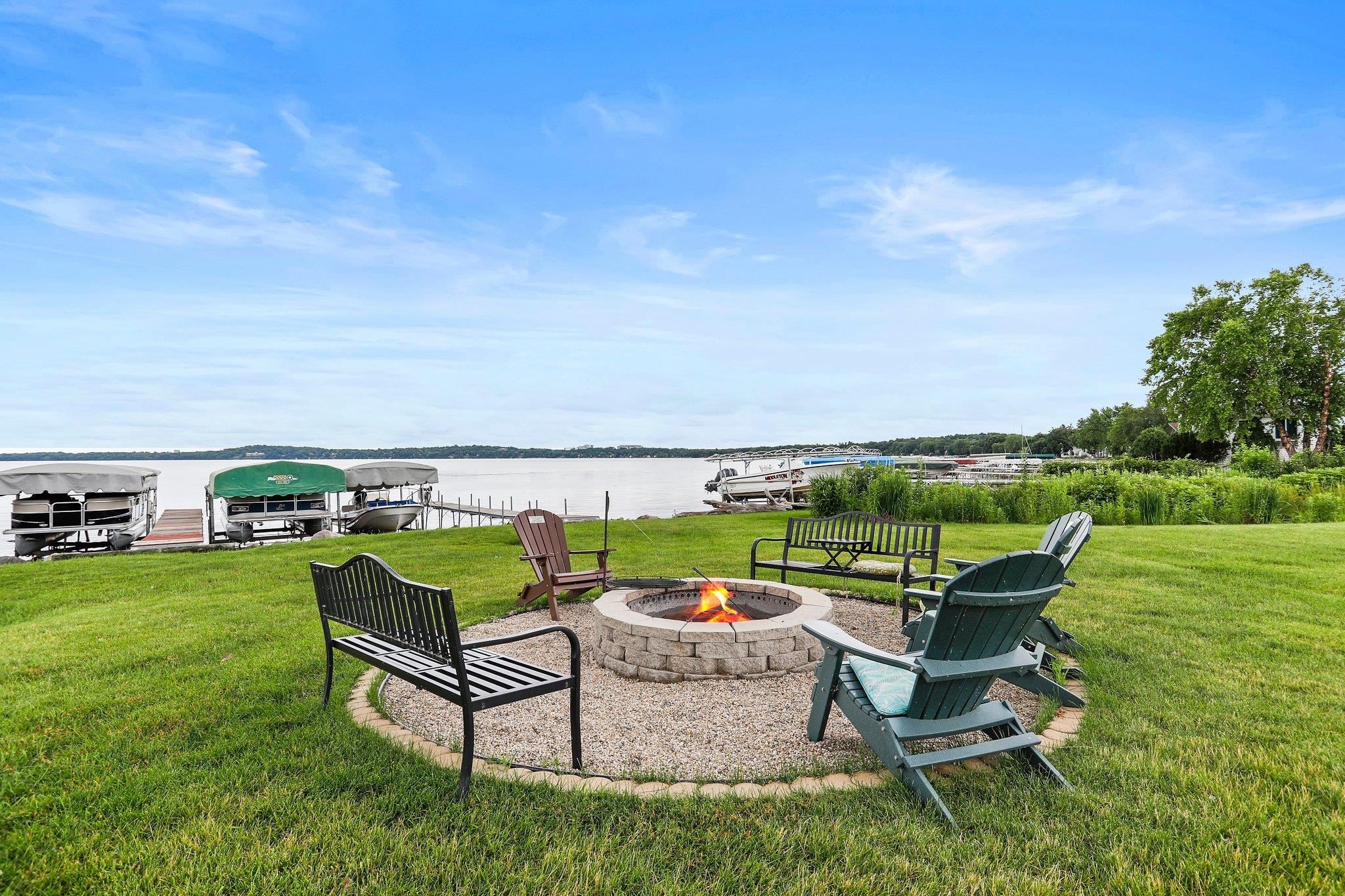 2827 Century Harbor Road 2