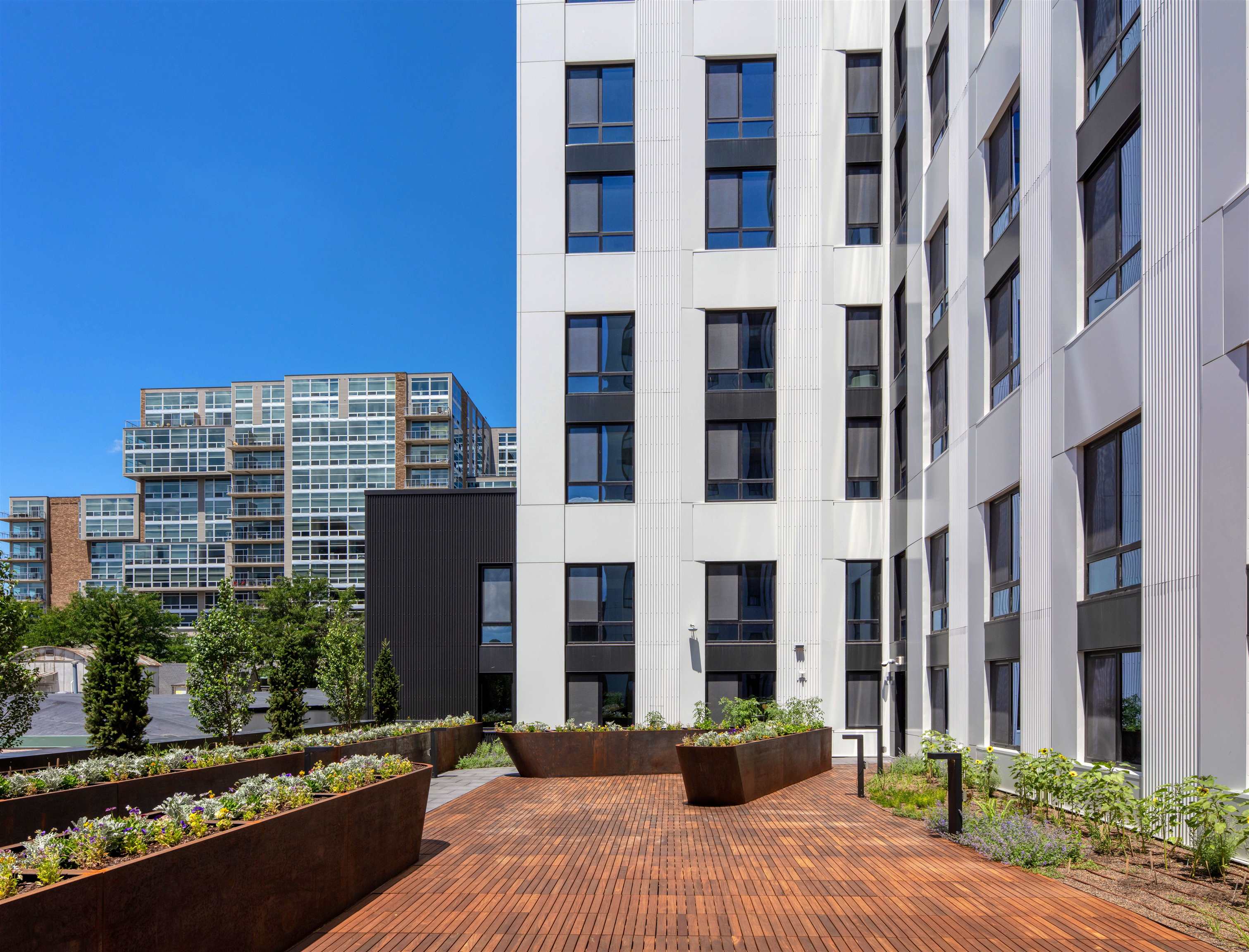 10 S Paterson Street 1401