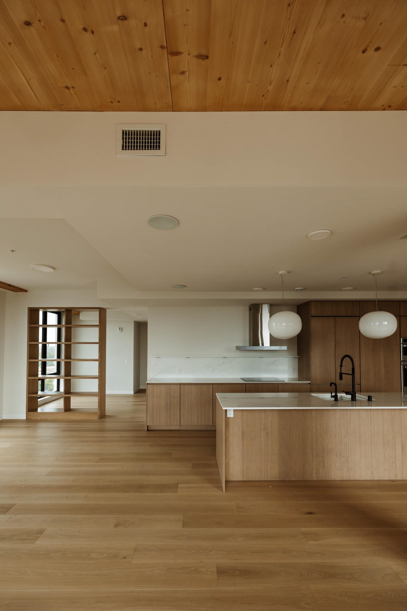 10 S Paterson Street 1401