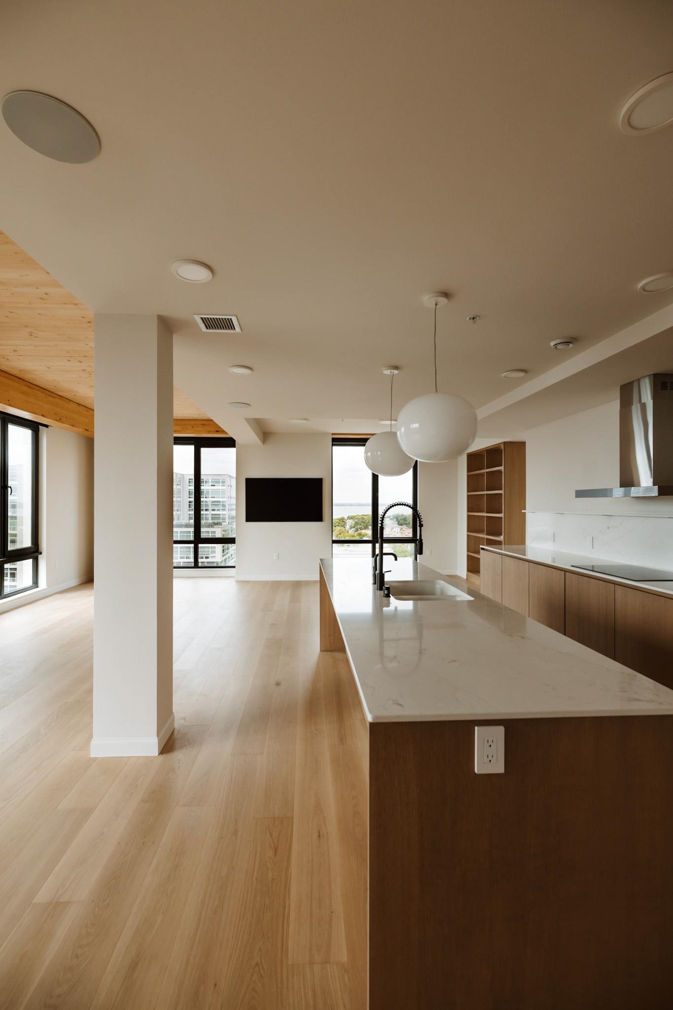 10 S Paterson Street 1401