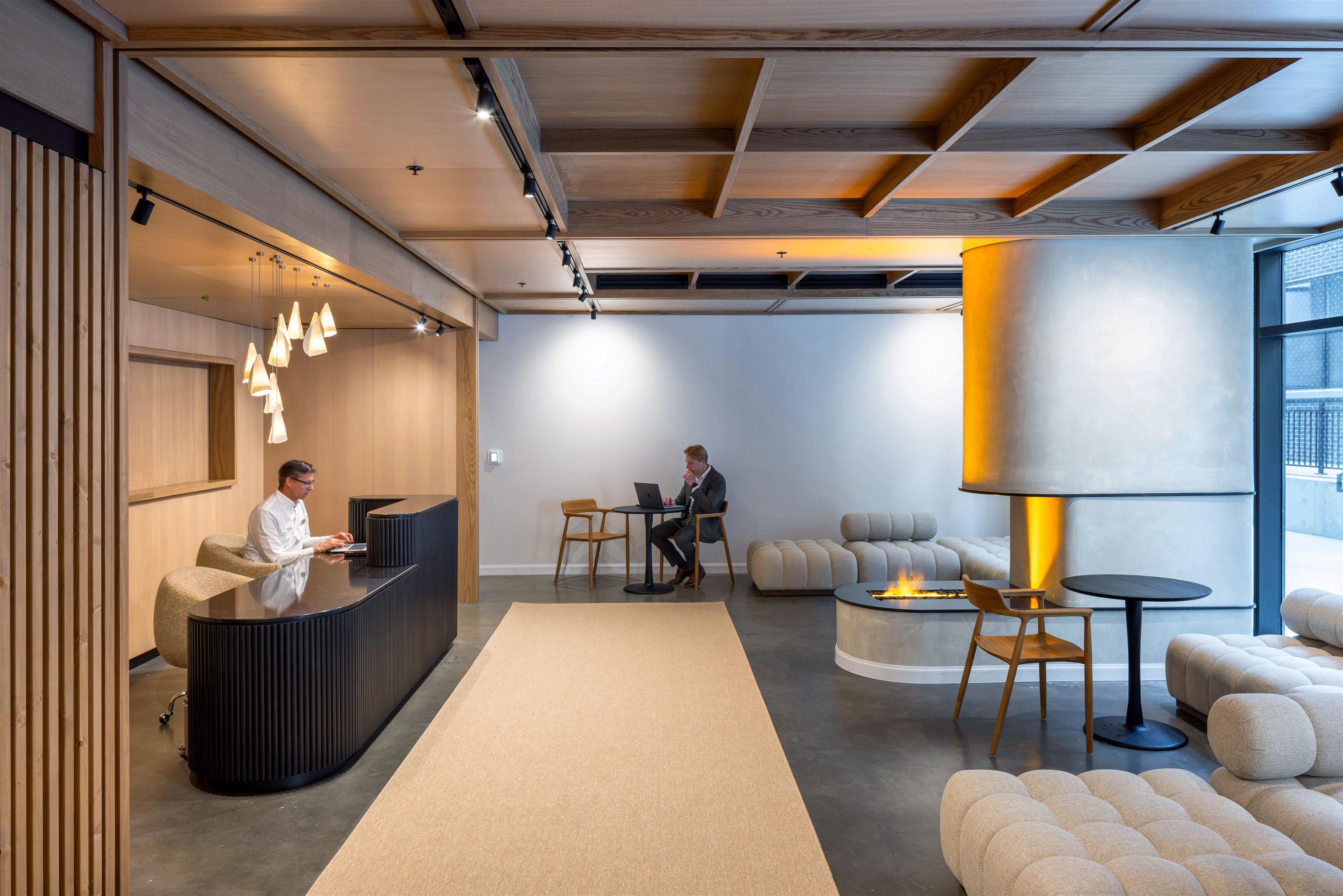 10 S Paterson Street 121