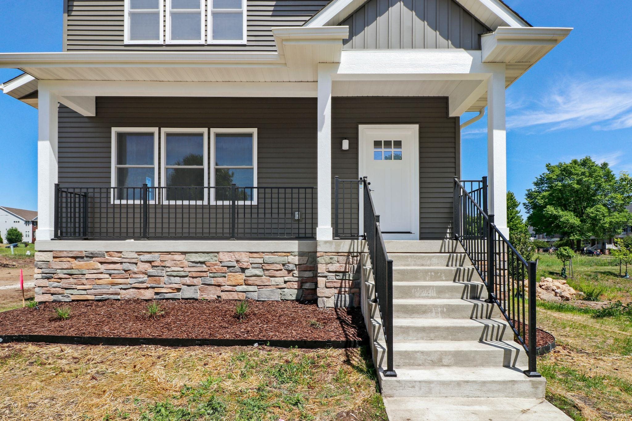 2806 Big Bluestem Parkway