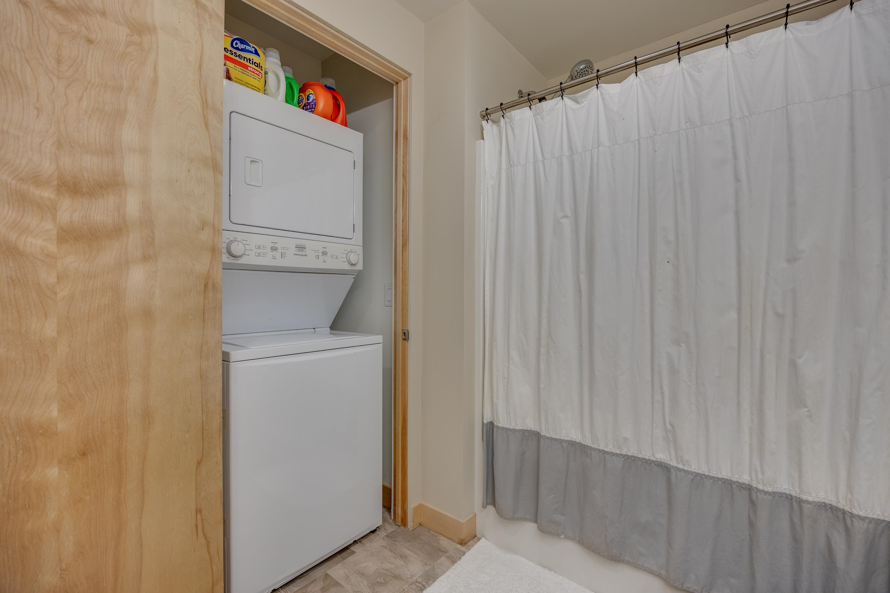 309 W Washington Avenue