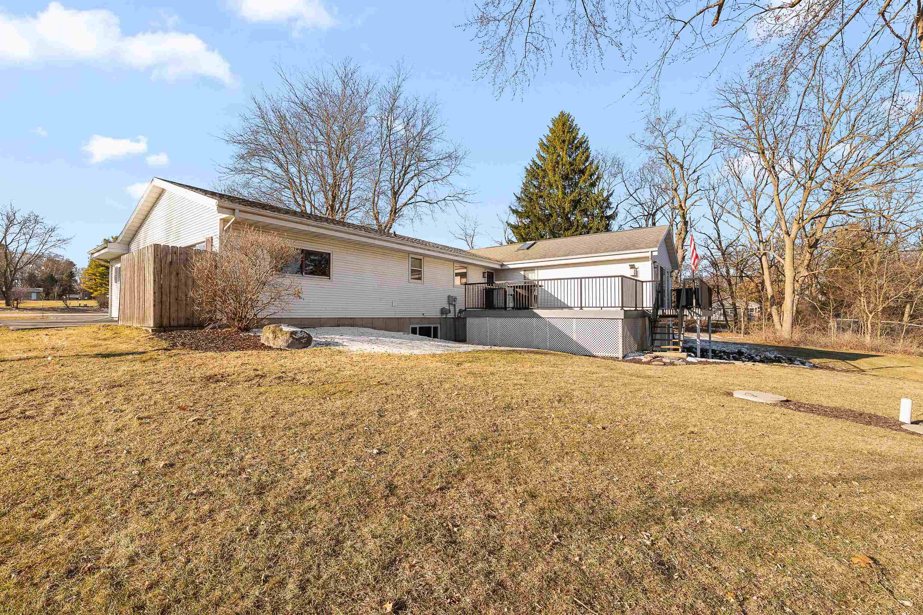 2613 E Grandview Drive