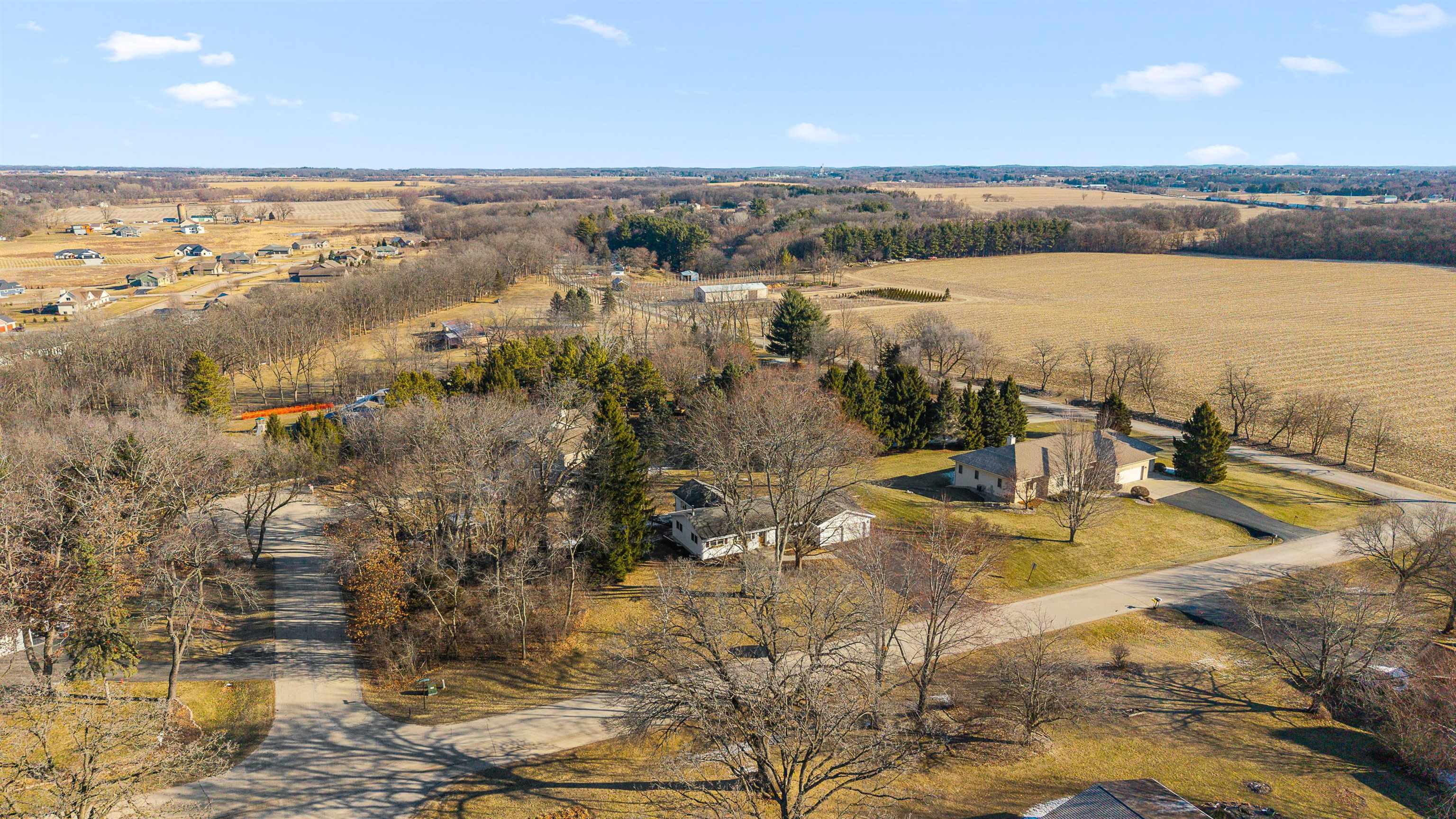 2613 E Grandview Drive