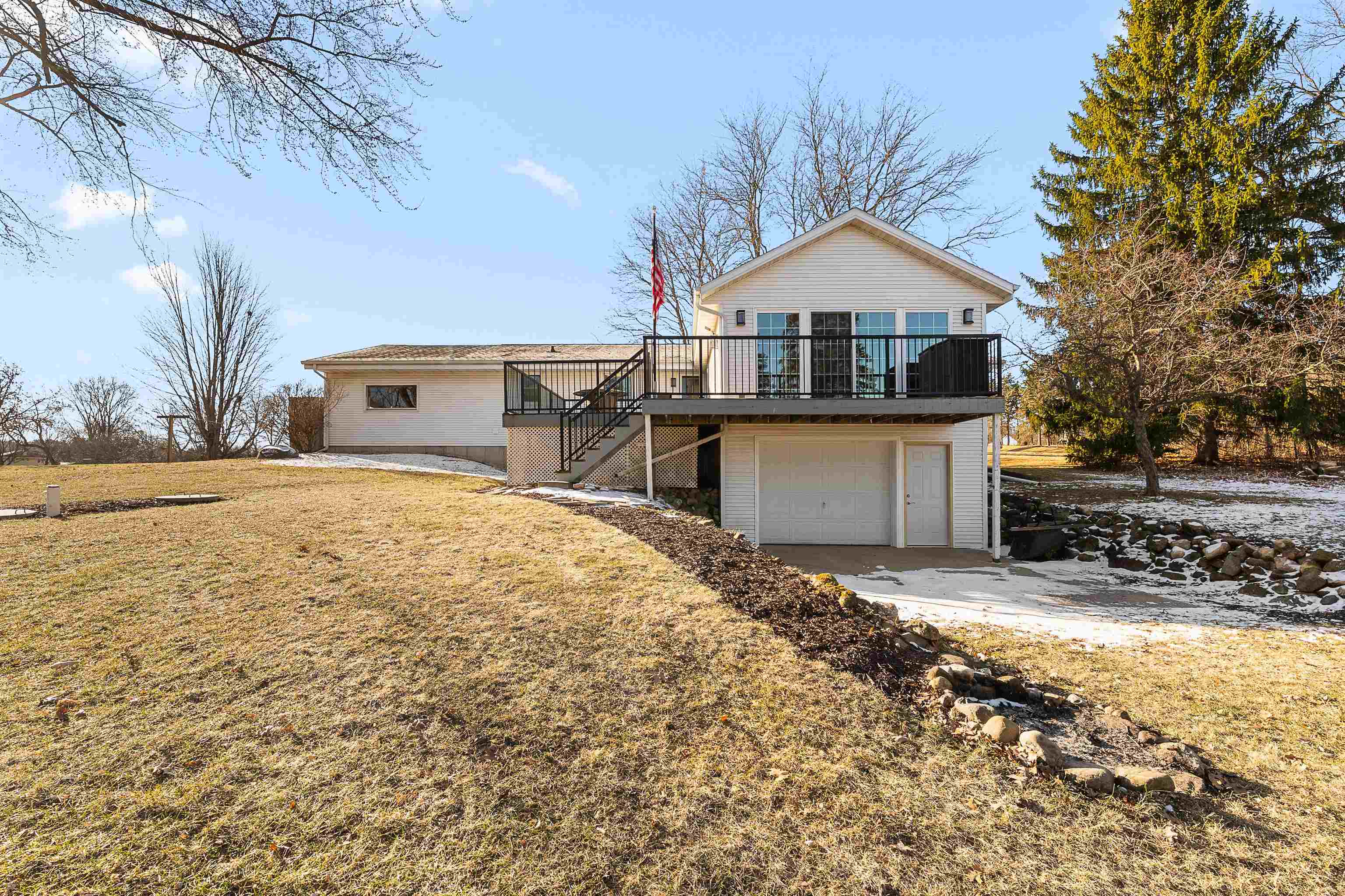 2613 E Grandview Drive