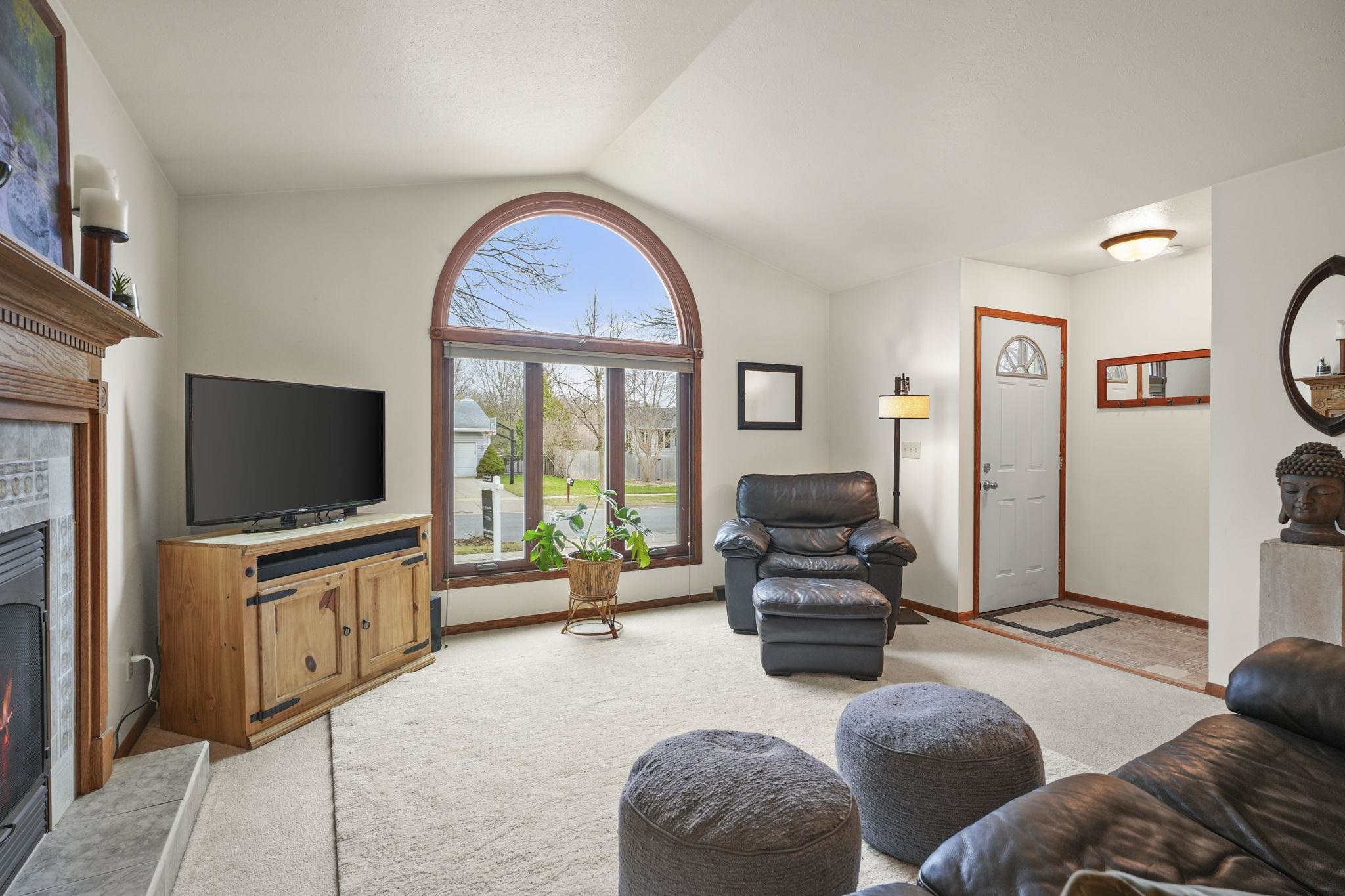 4225 Brown Lane