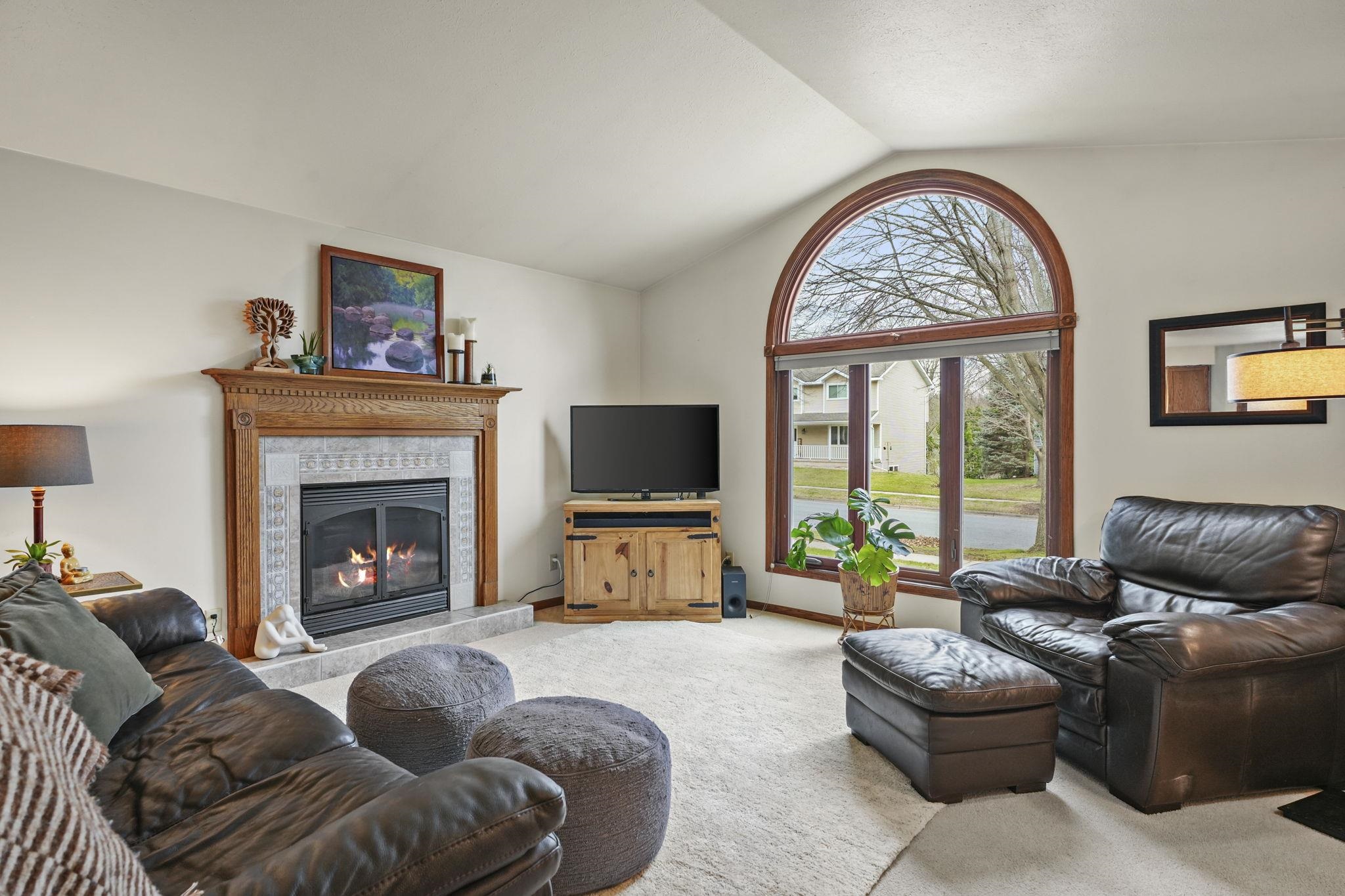 4225 Brown Lane