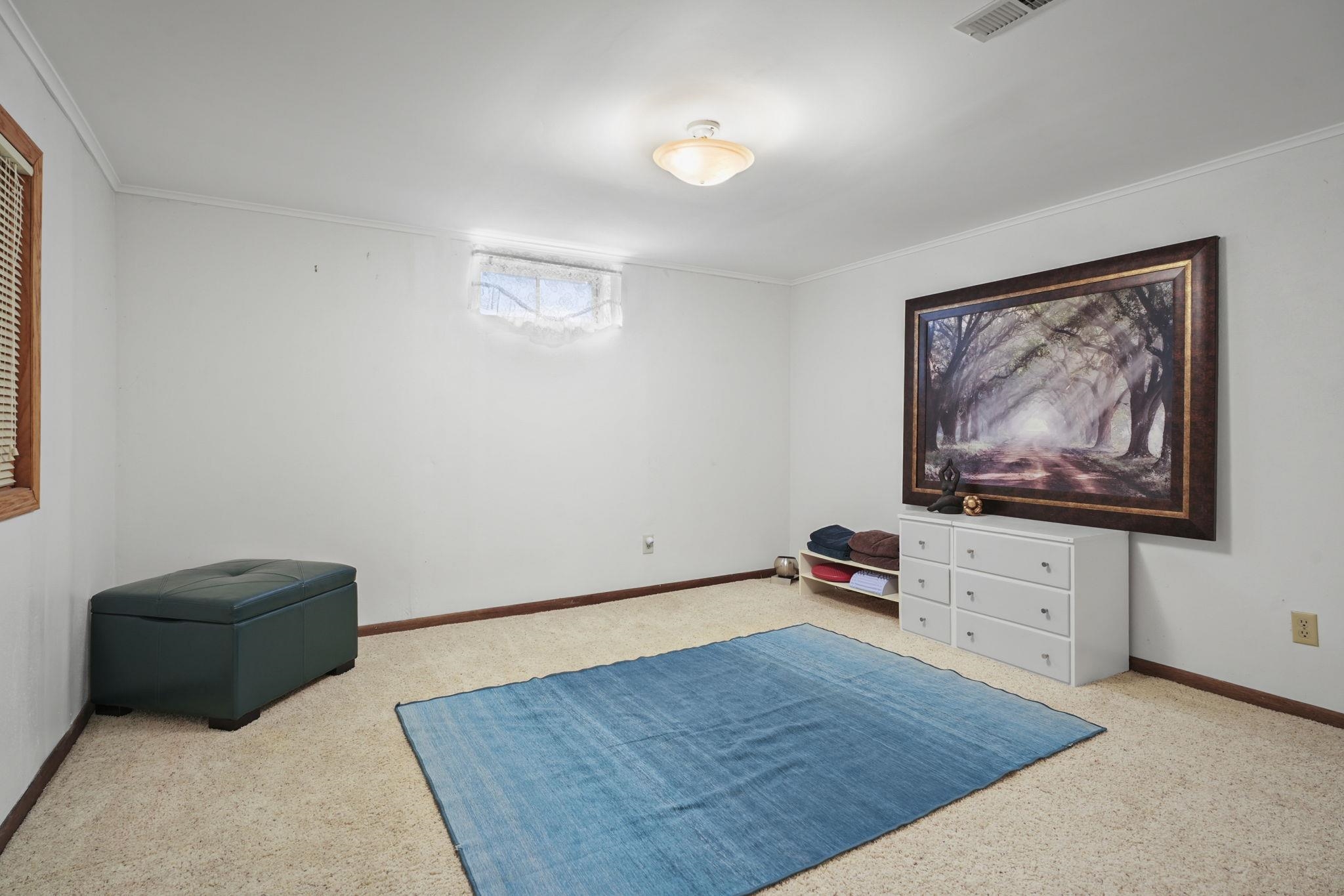 4225 Brown Lane