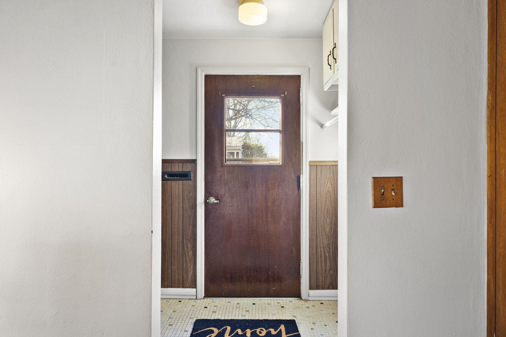 3914 Dennett Drive