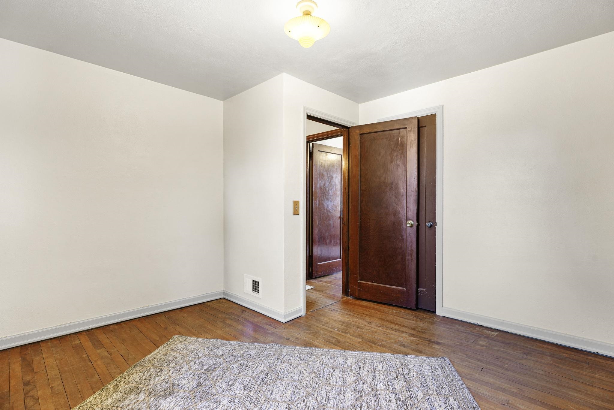 3914 Dennett Drive