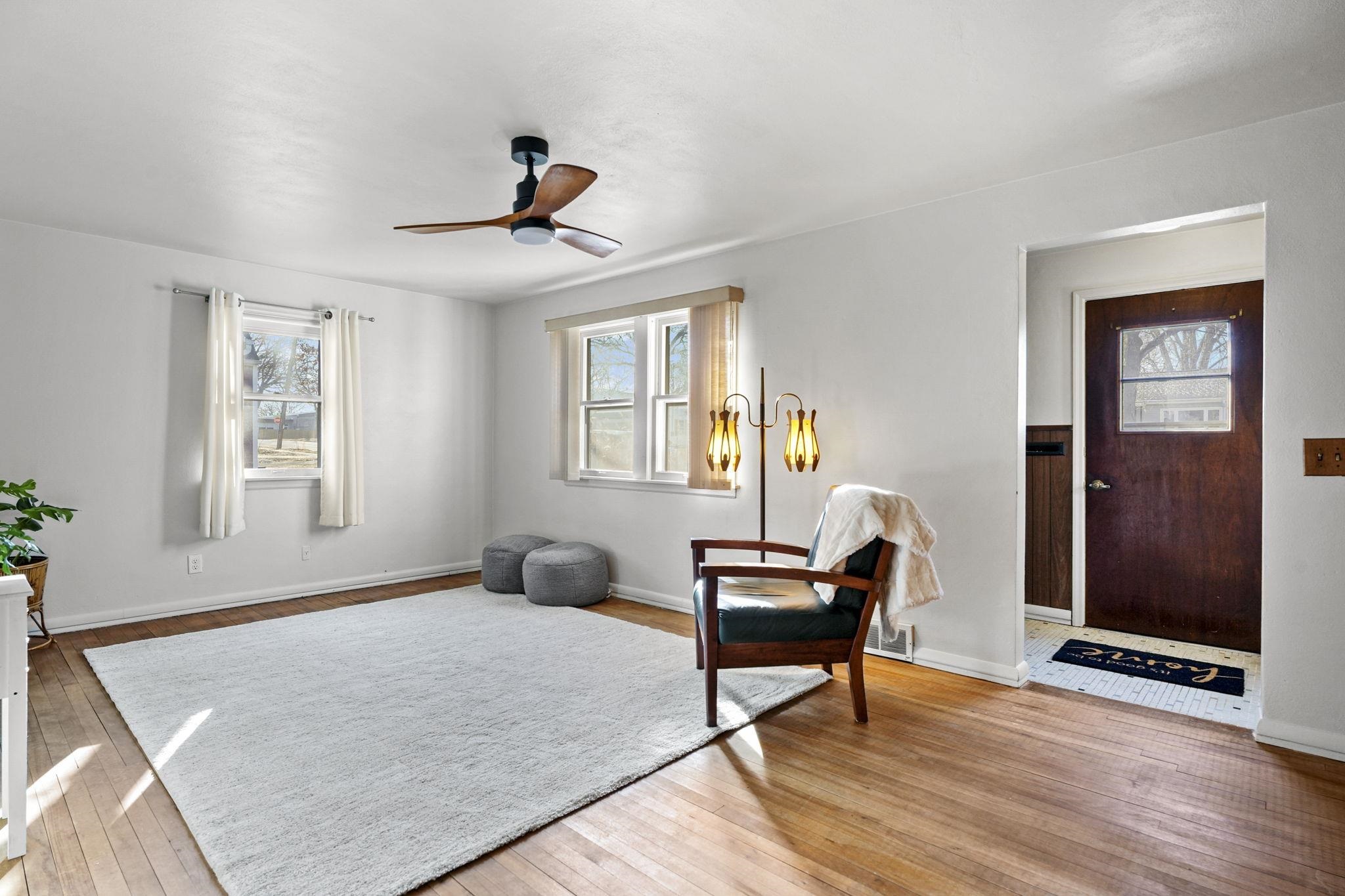 3914 Dennett Drive