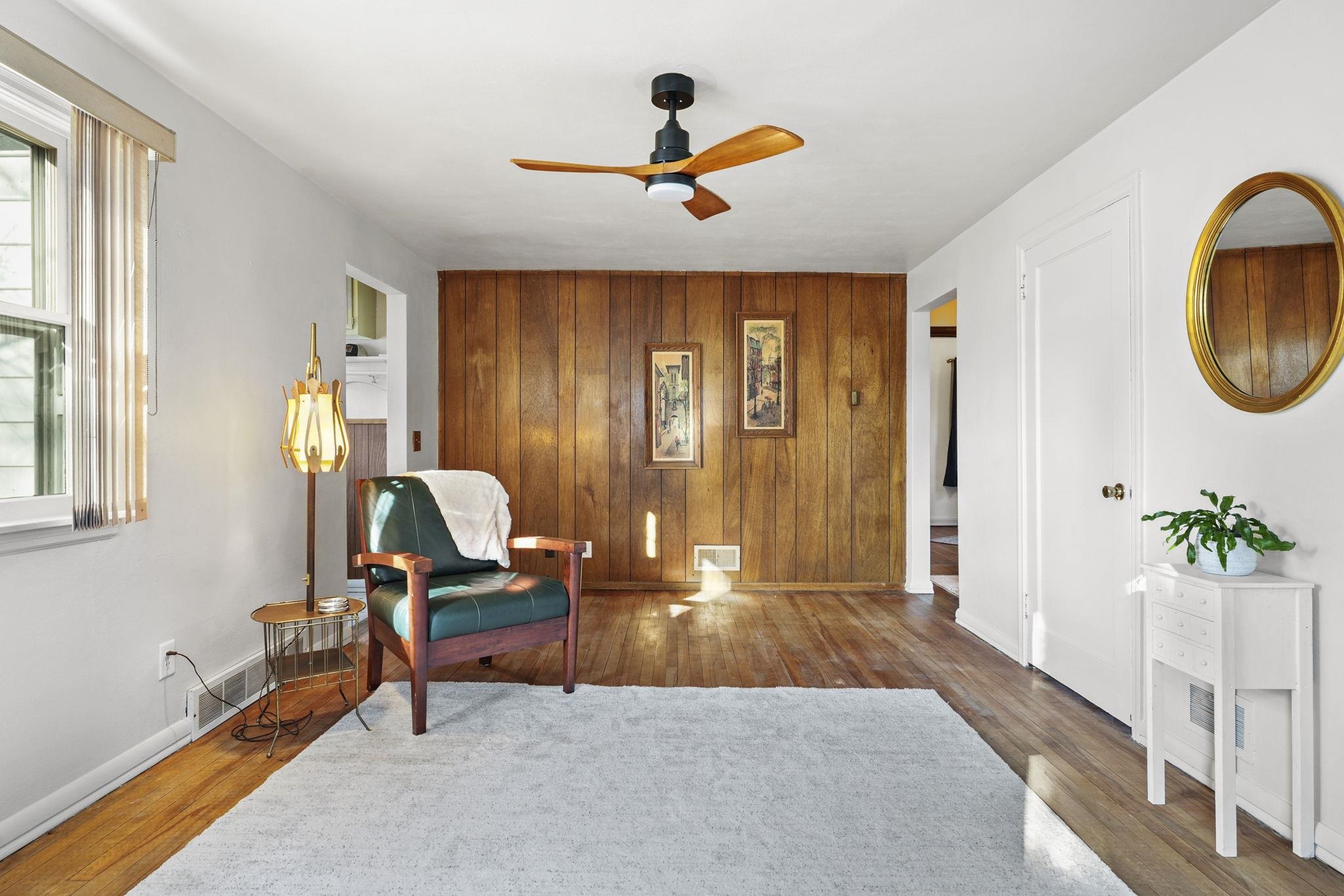 3914 Dennett Drive