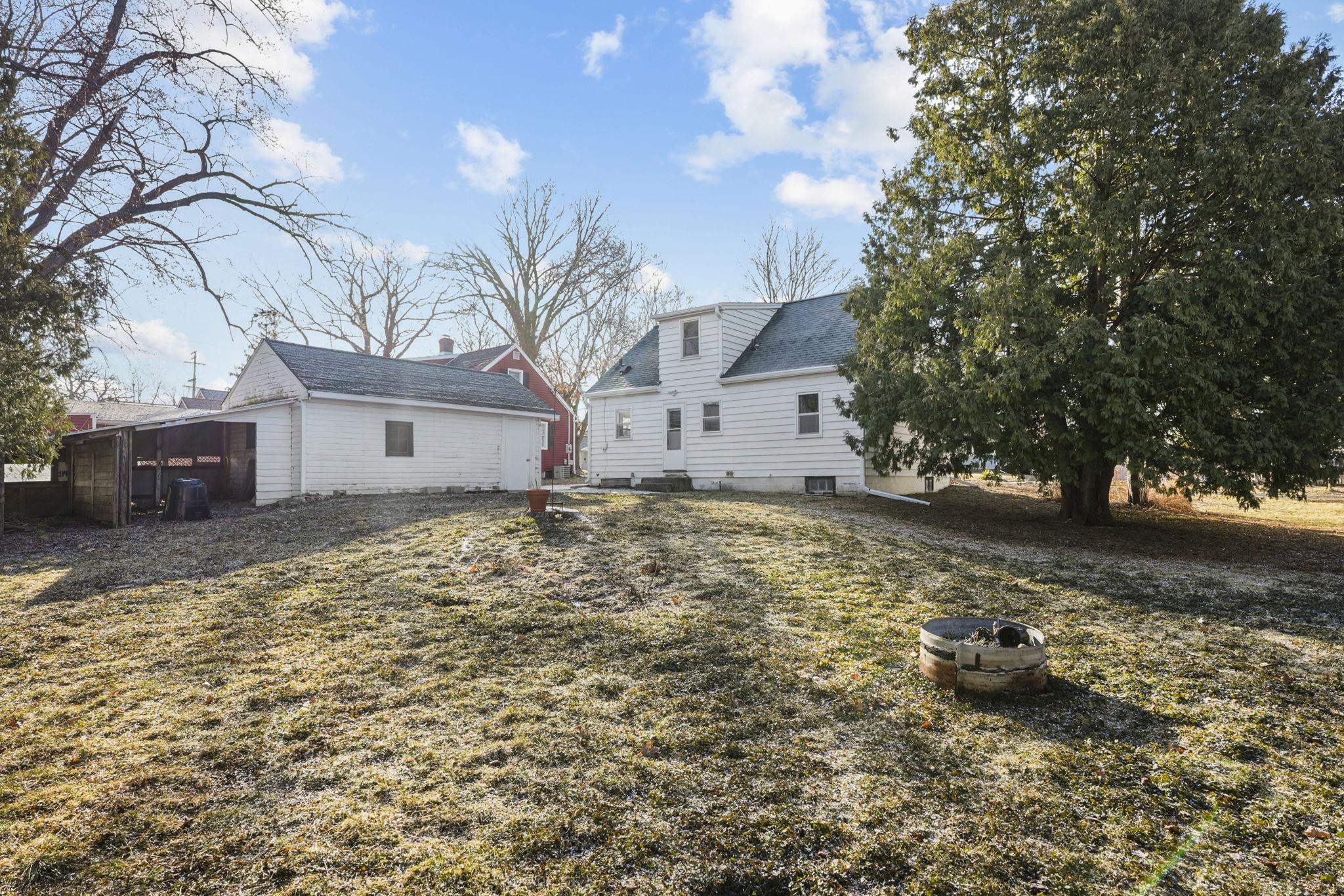 3914 Dennett Drive