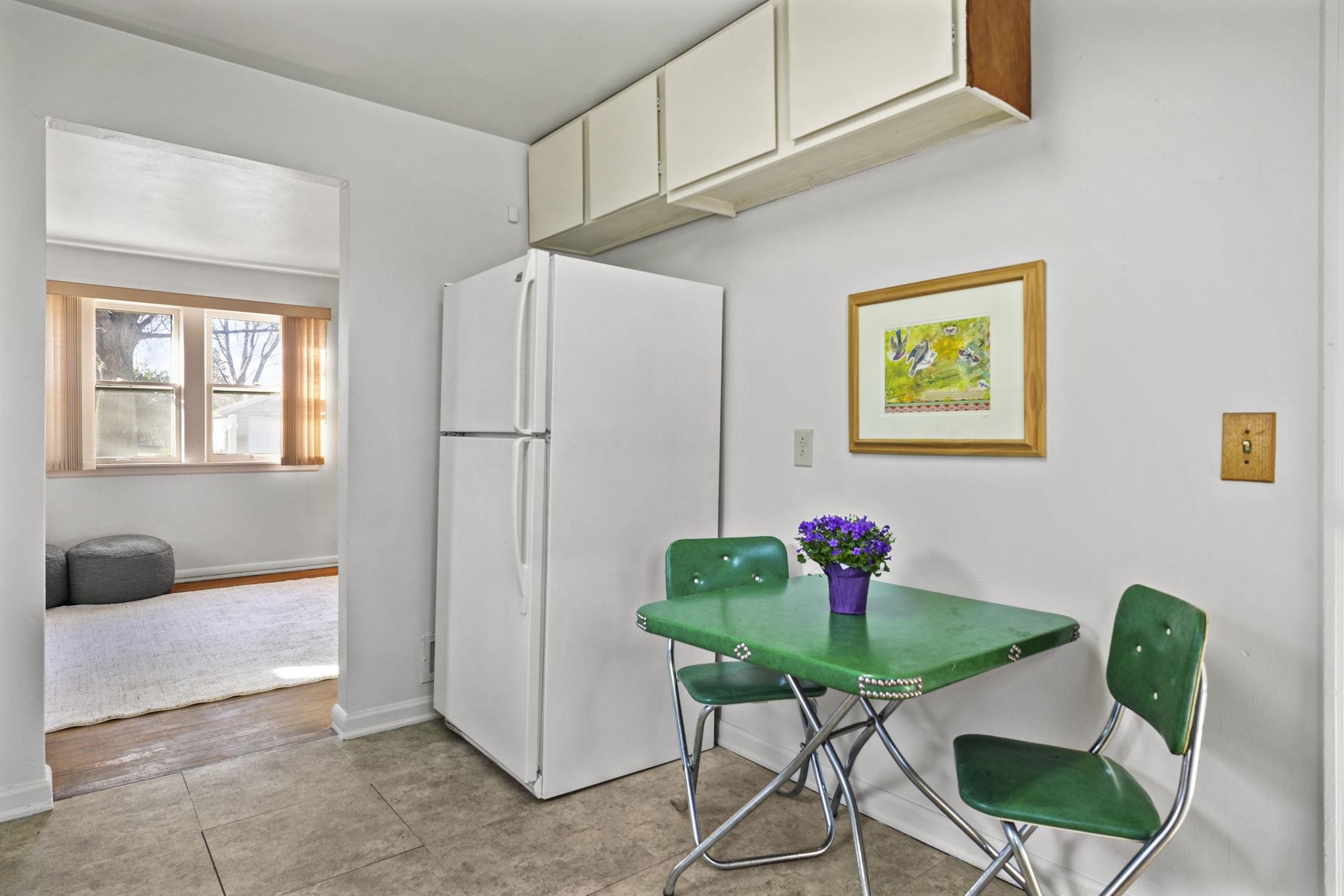 3914 Dennett Drive