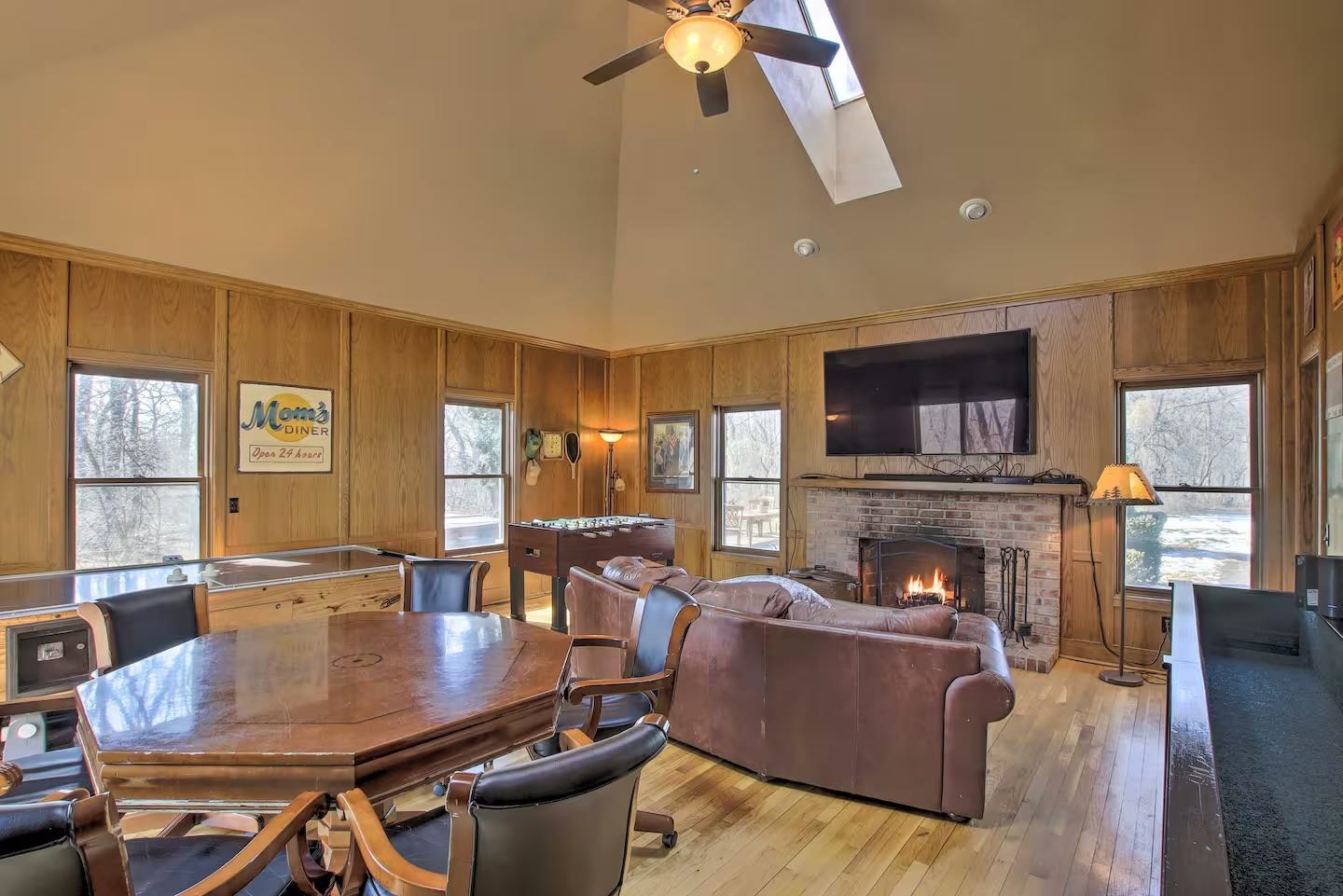 6993 Applewood Drive