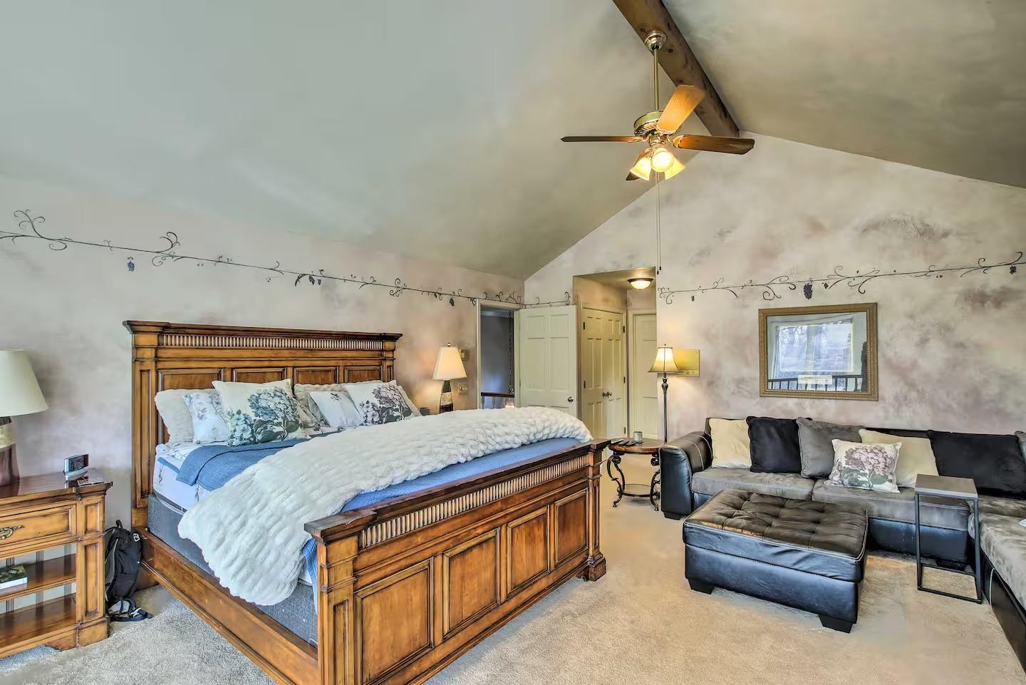 6993 Applewood Drive