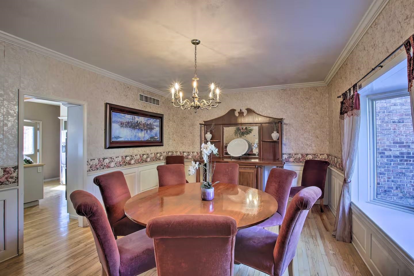 6993 Applewood Drive