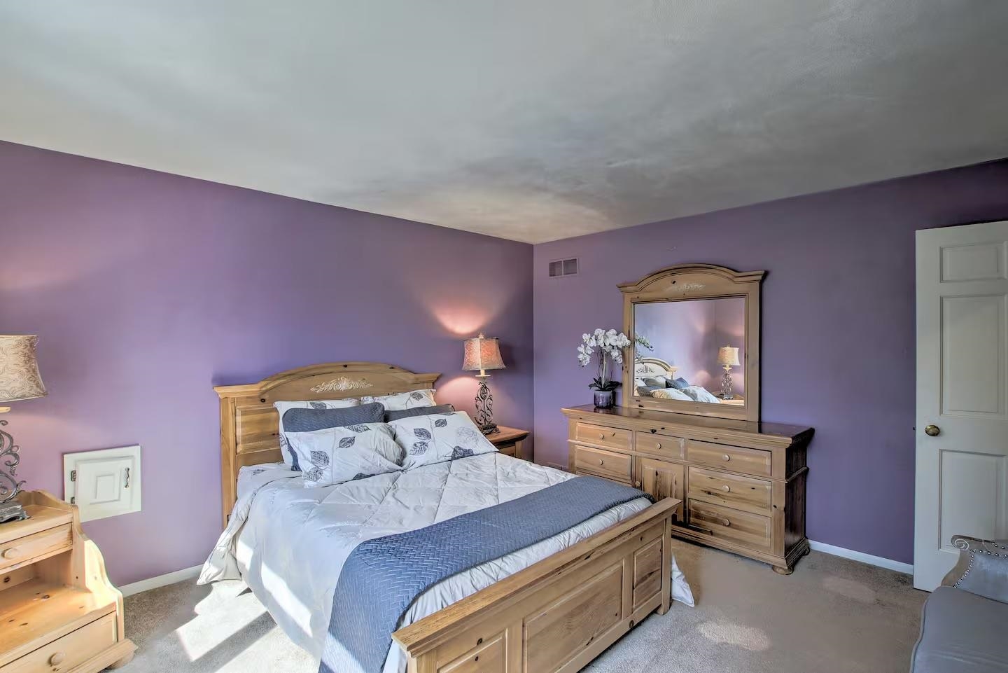 6993 Applewood Drive