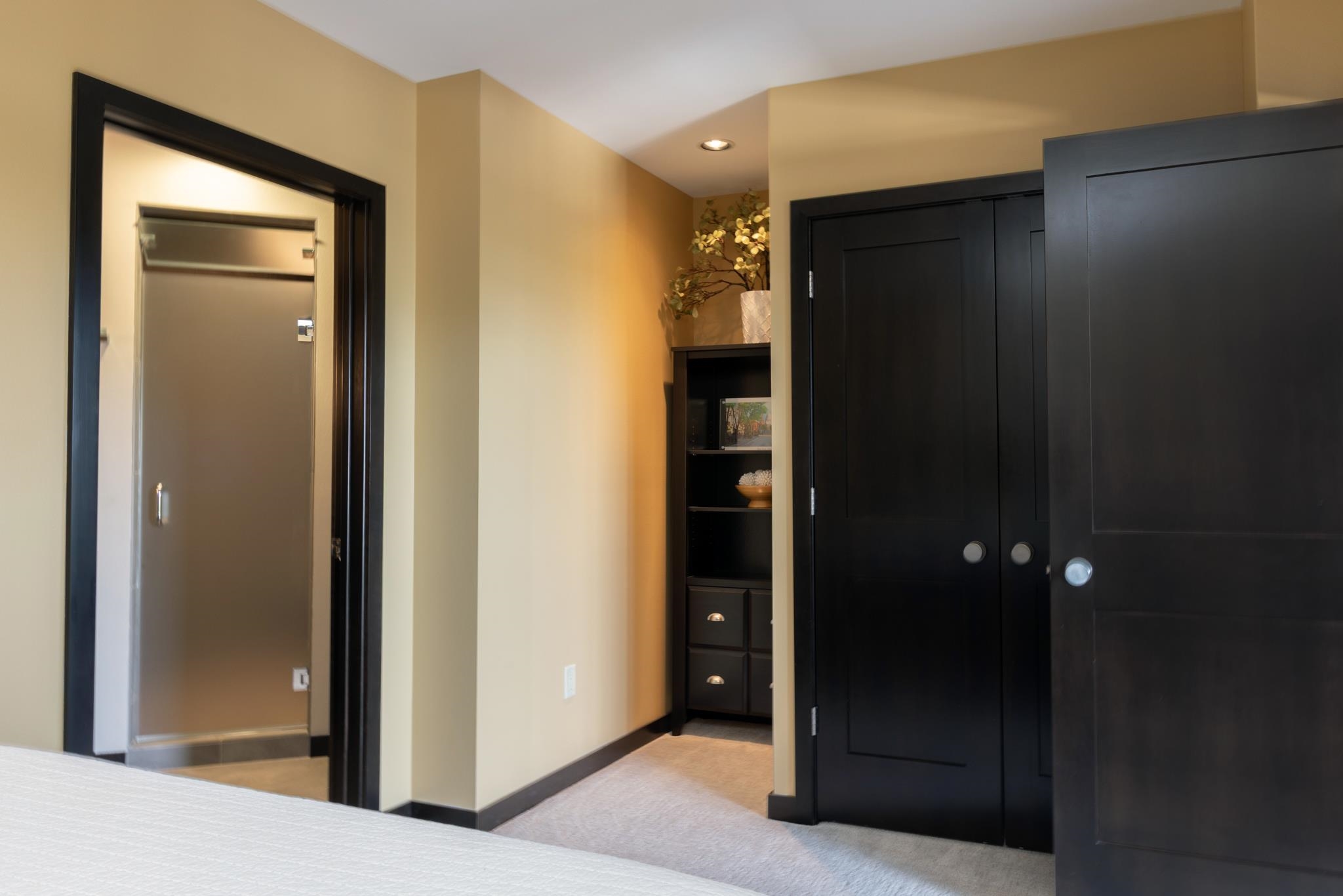 625 N Segoe Road 903