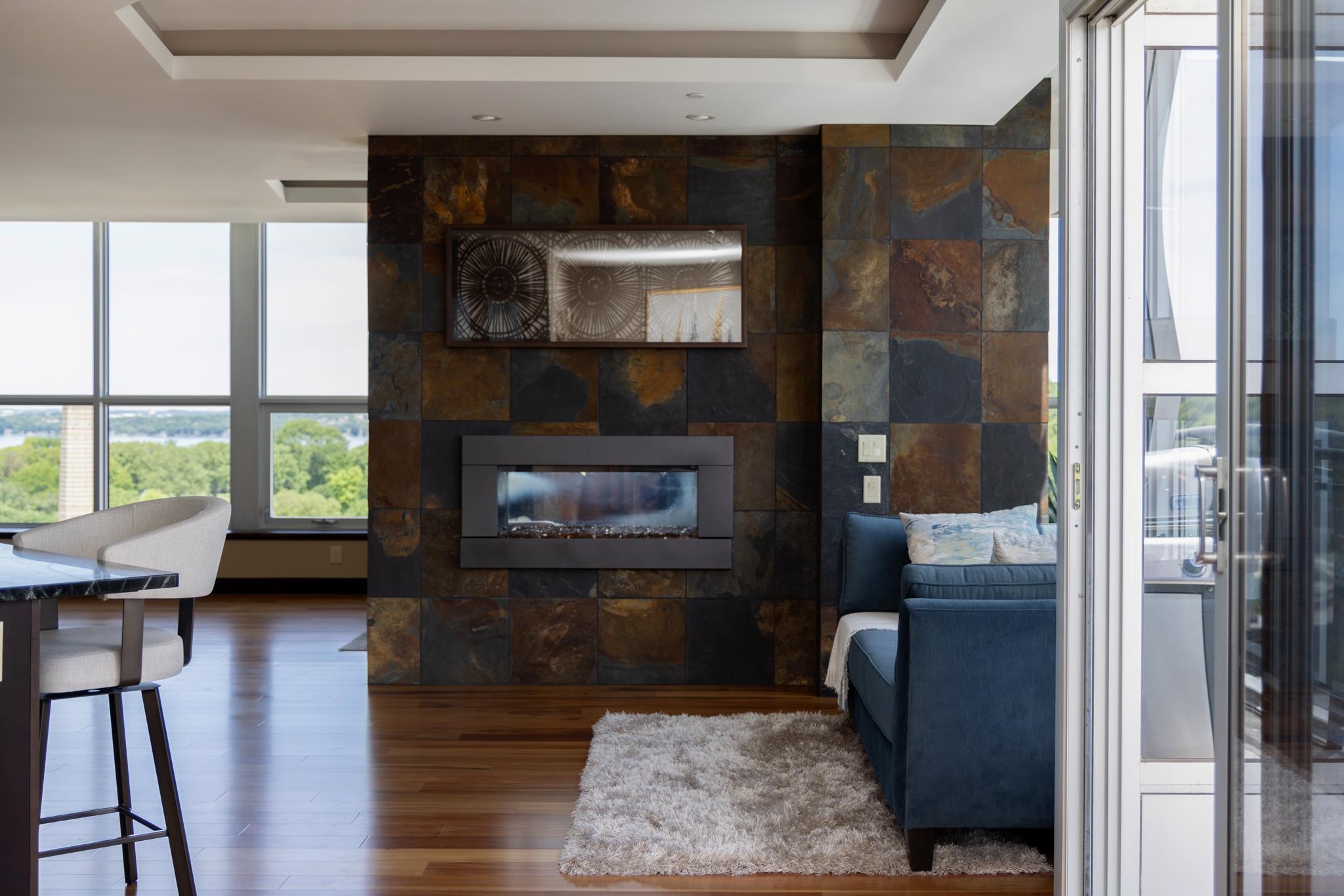 625 N Segoe Road 903