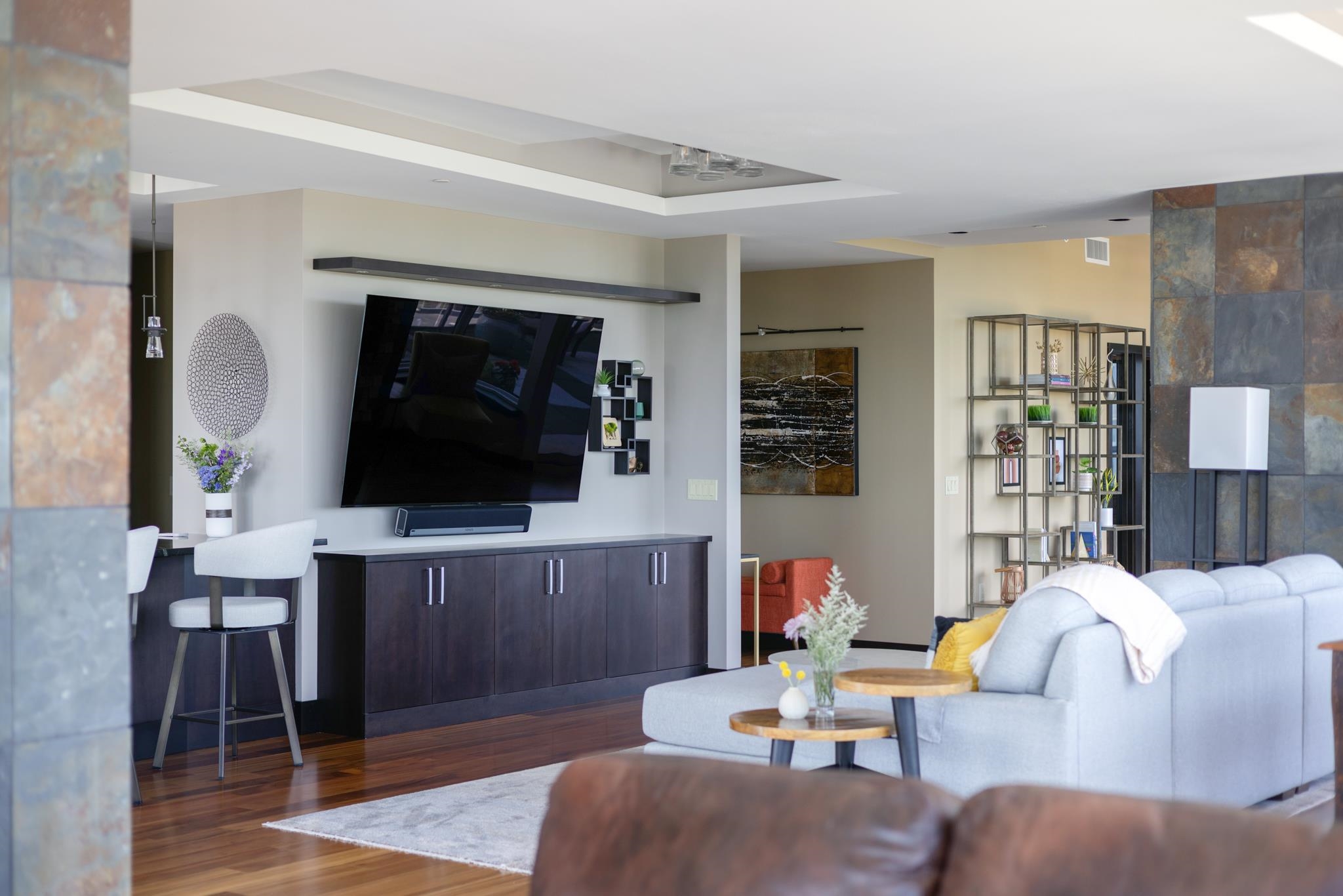 625 N Segoe Road 903