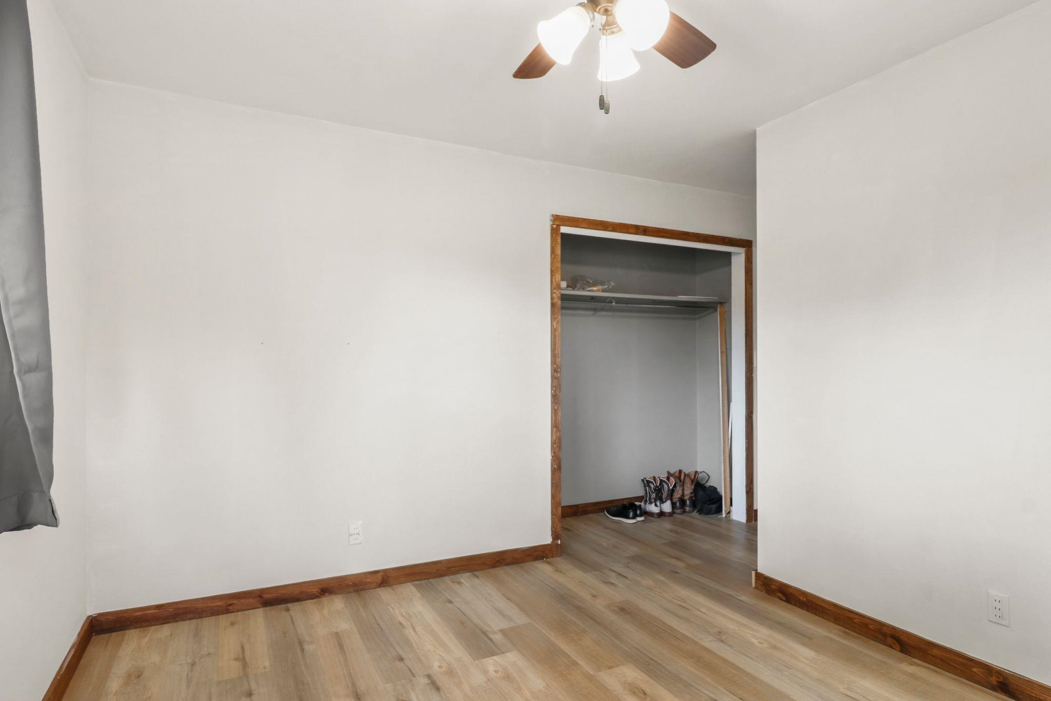 944 Hillside Drive