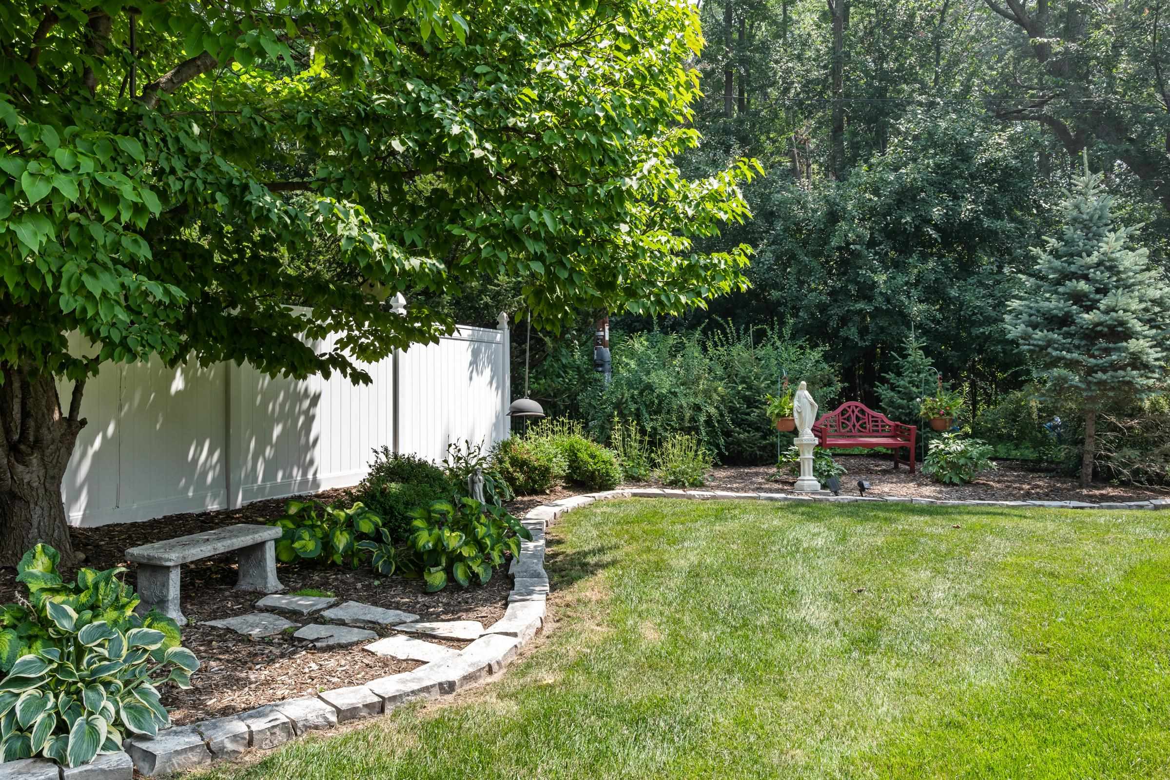 N5623 Lac Verde Circle