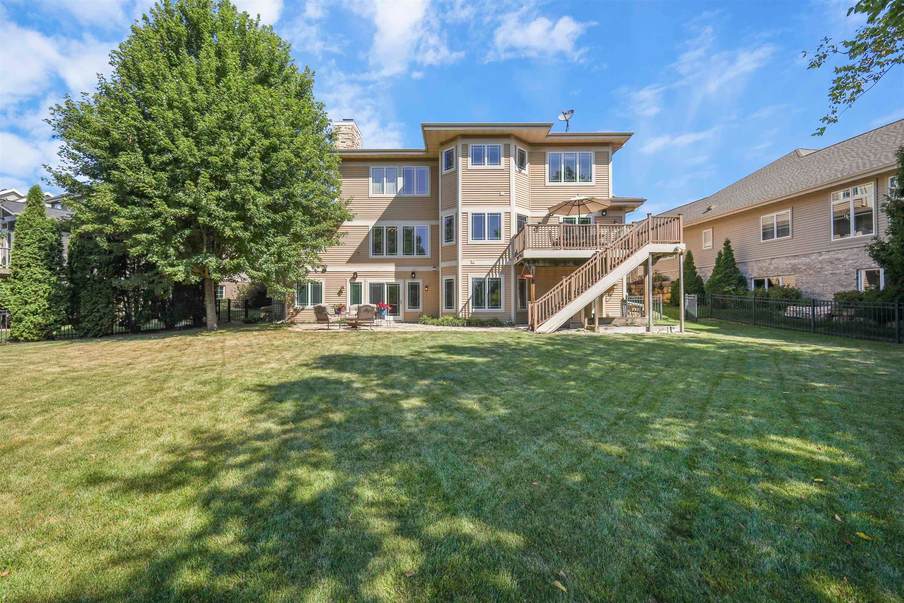 1314 Hanover Court