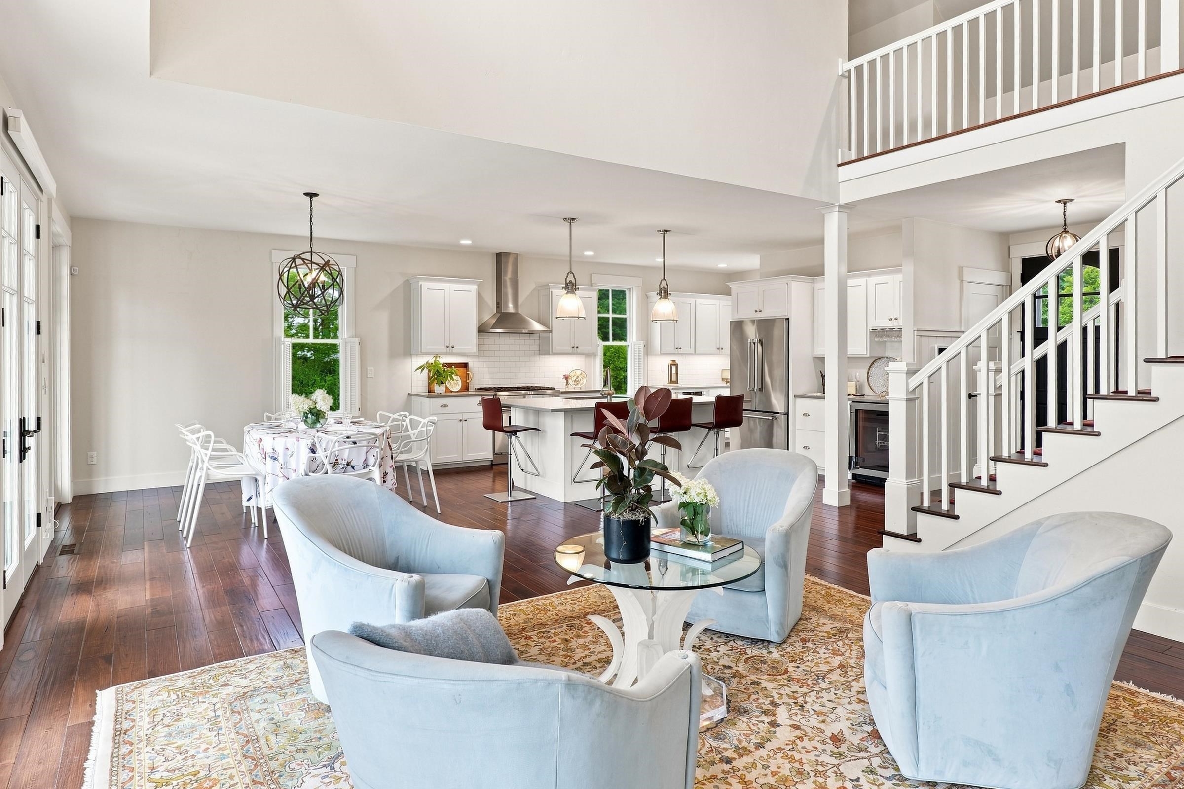 440 White Oaks Court