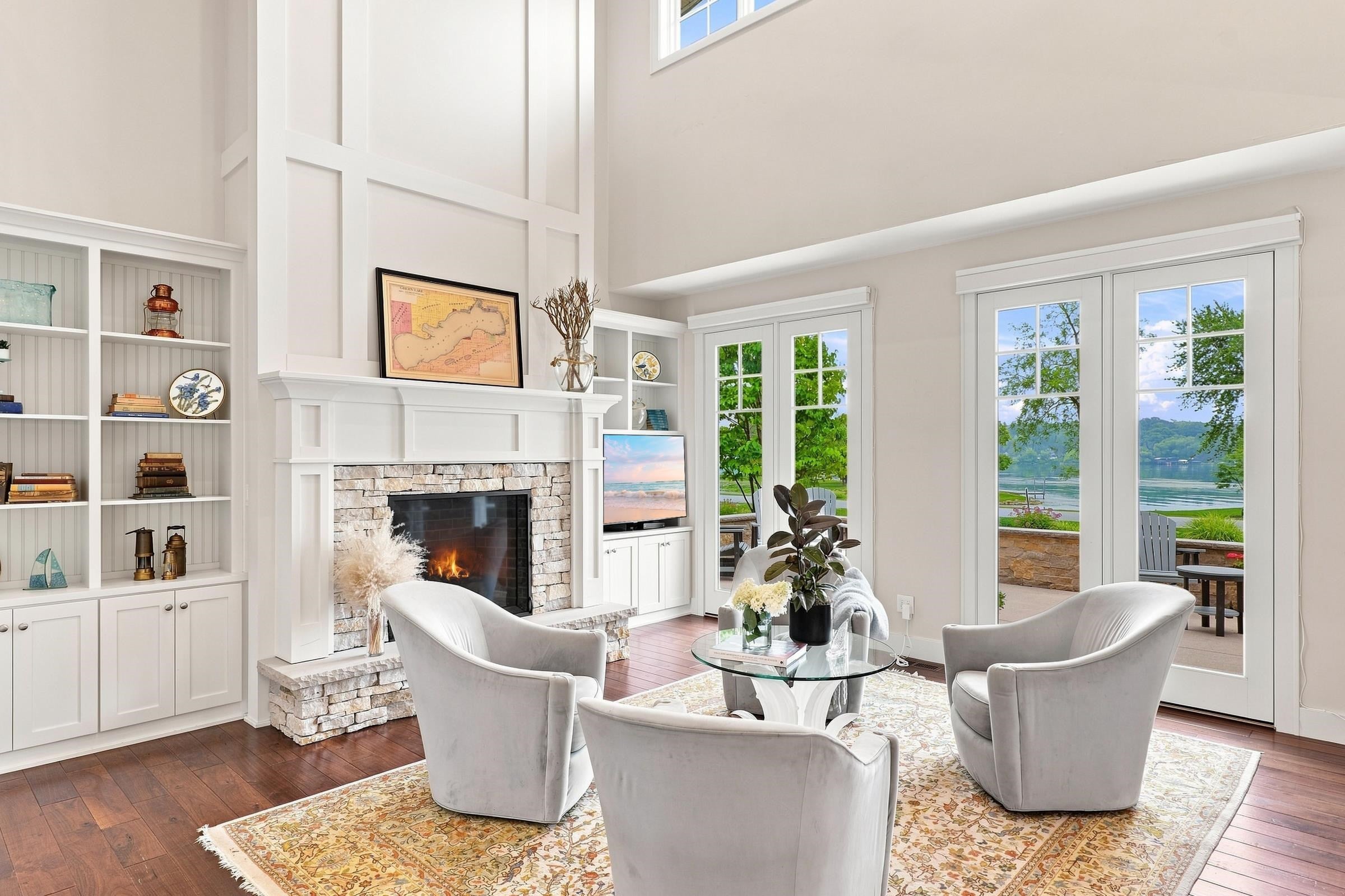 440 White Oaks Court
