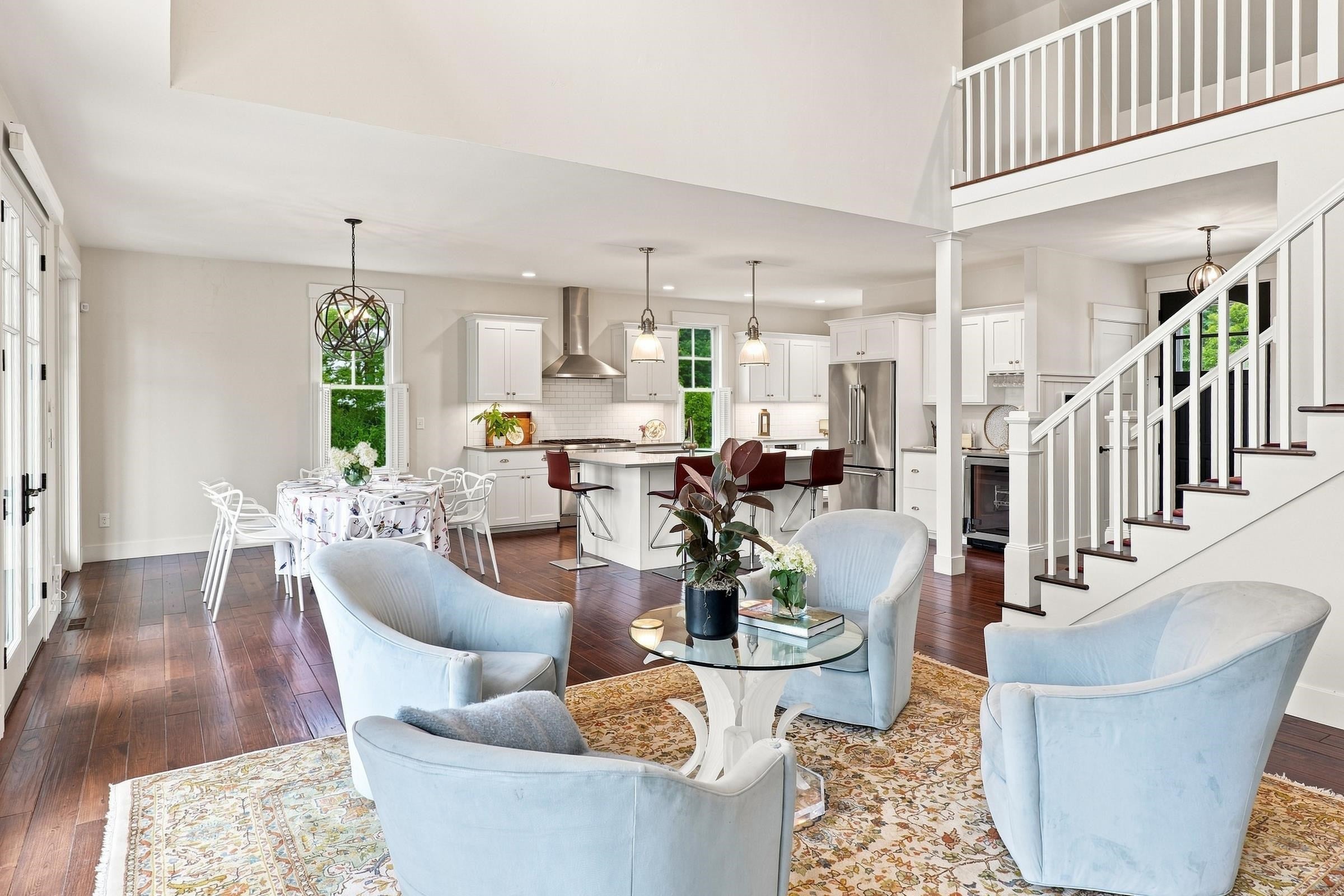 440 White Oaks Court