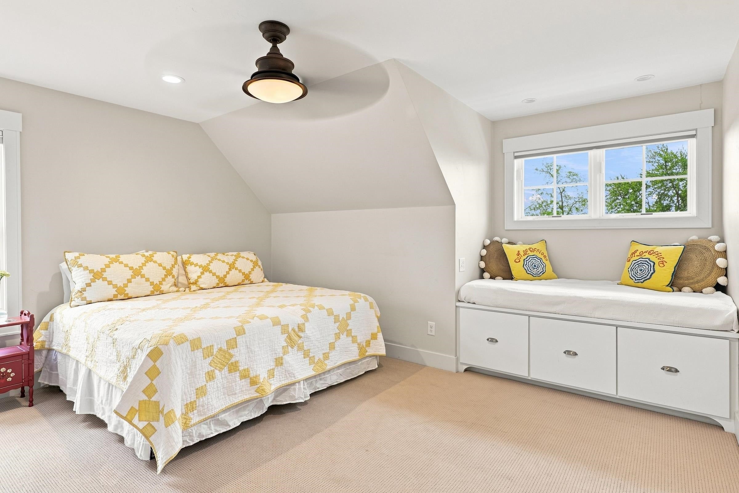 440 White Oaks Court