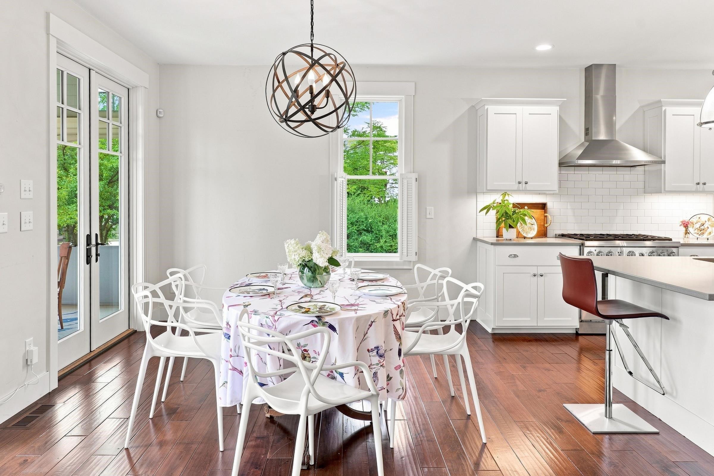 440 White Oaks Court
