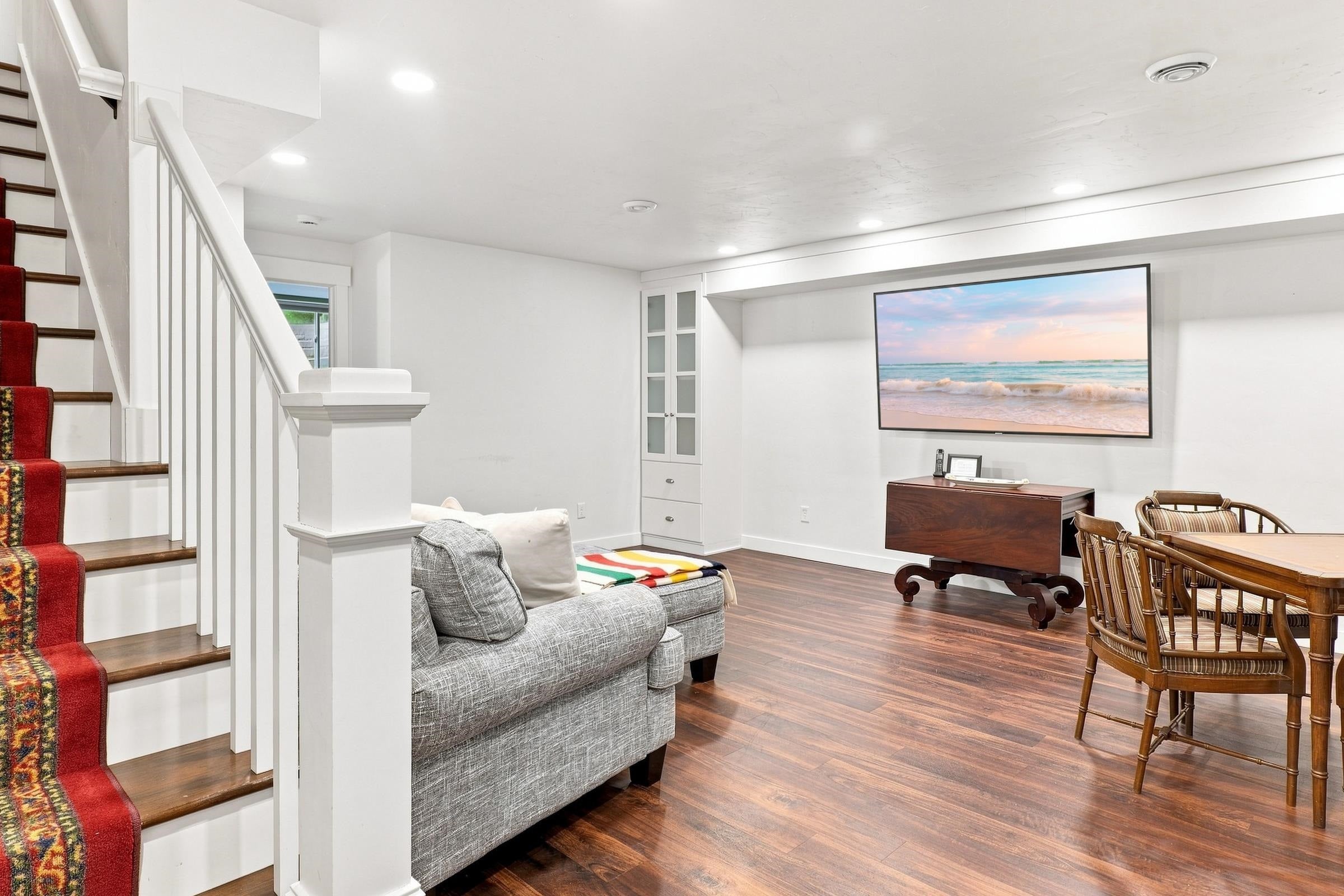 440 White Oaks Court