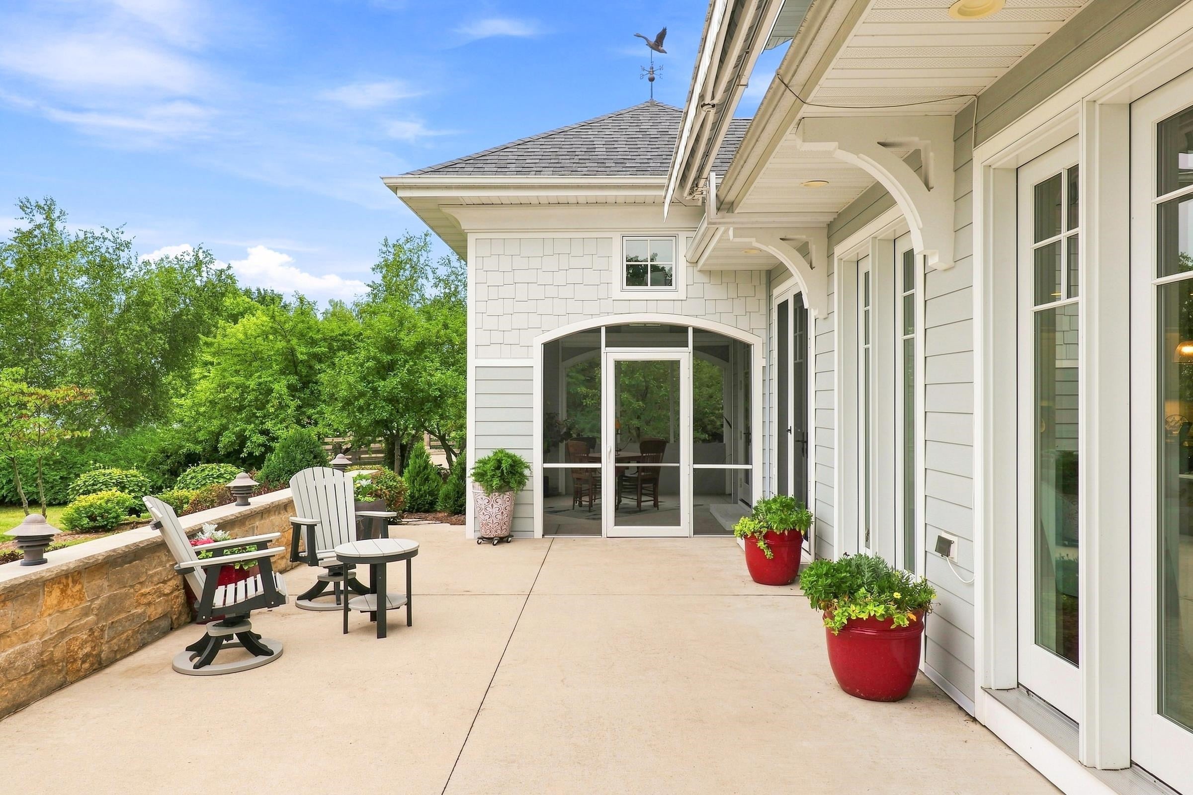 440 White Oaks Court