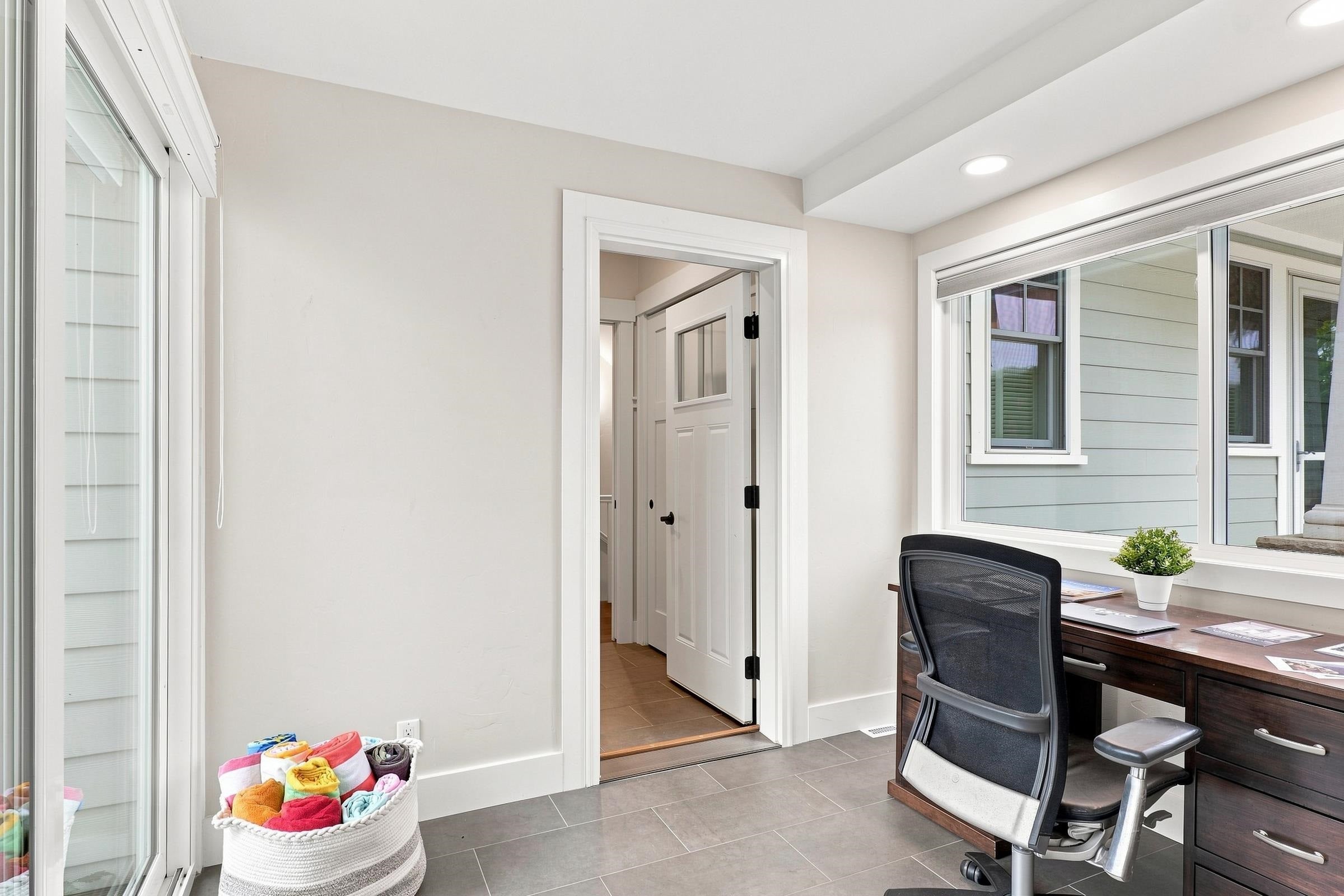 440 White Oaks Court