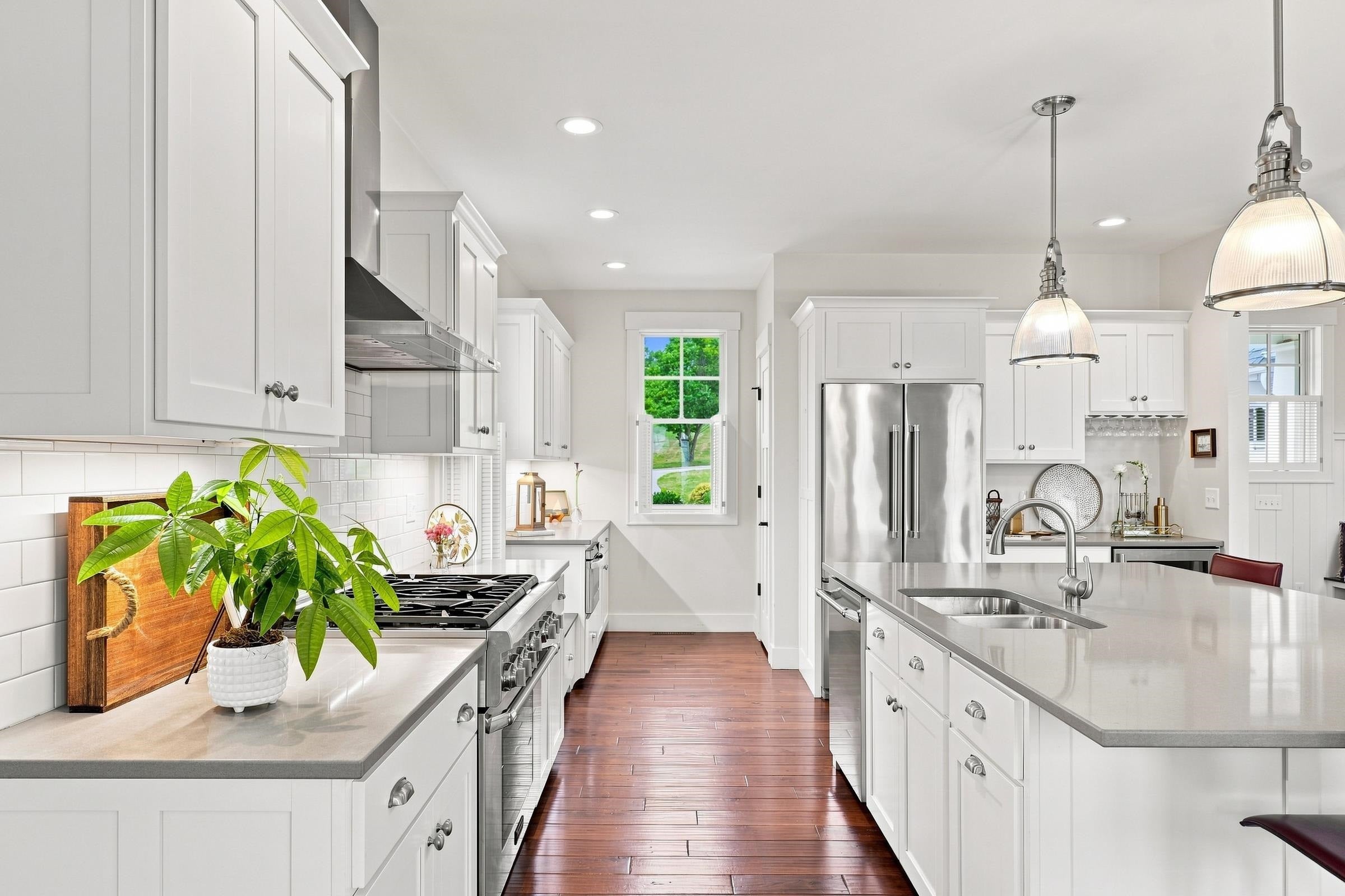 440 White Oaks Court