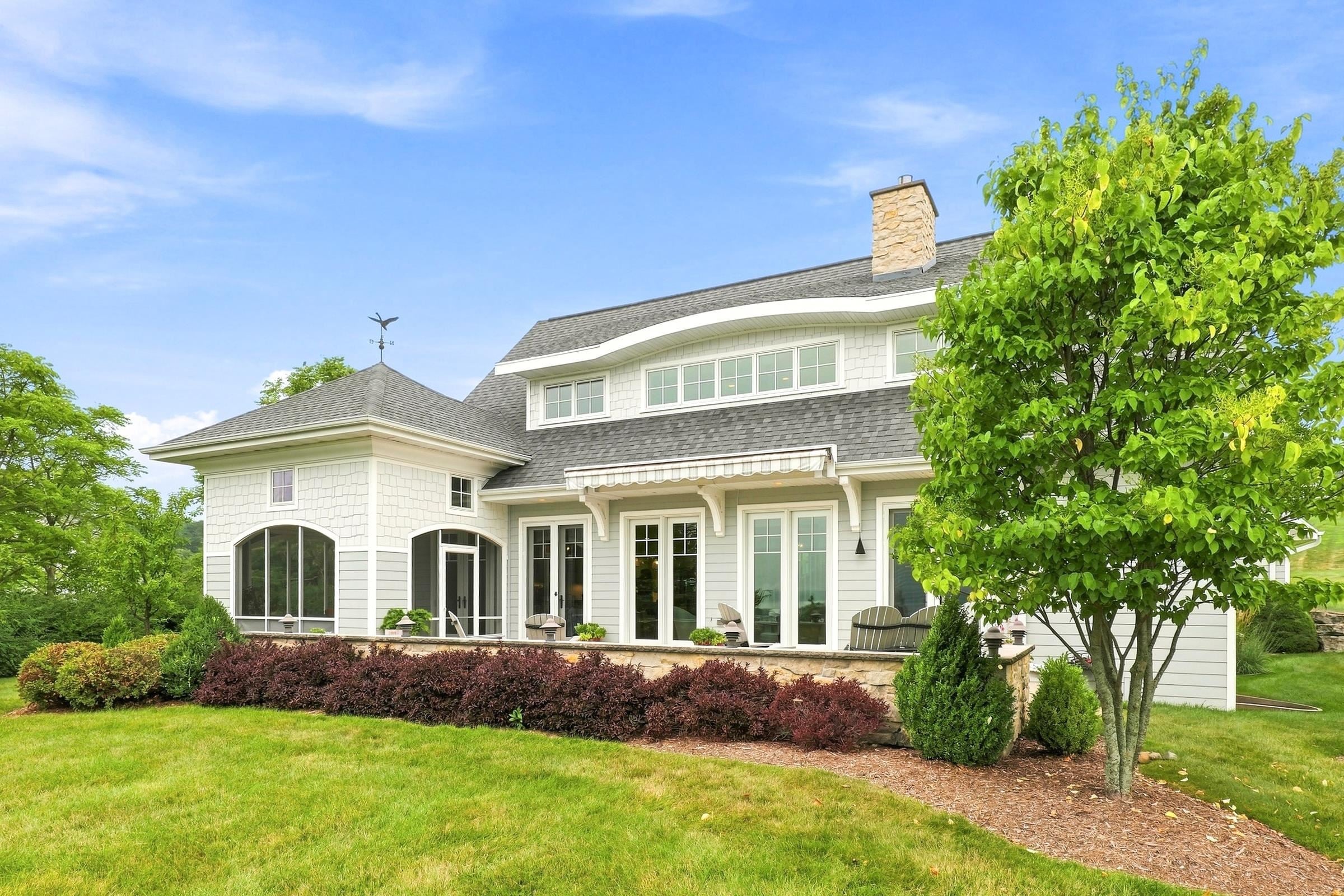 440 White Oaks Court