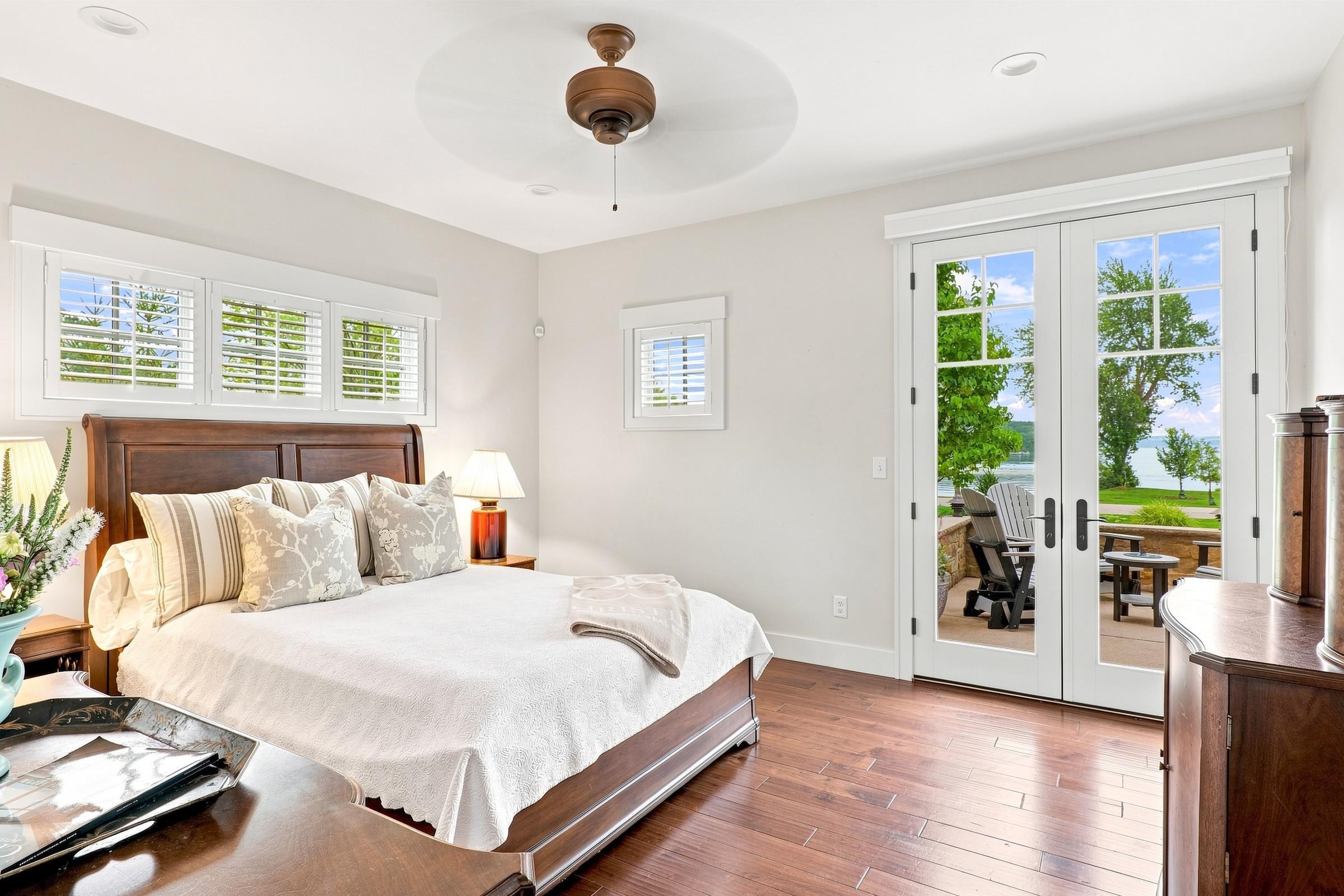 440 White Oaks Court