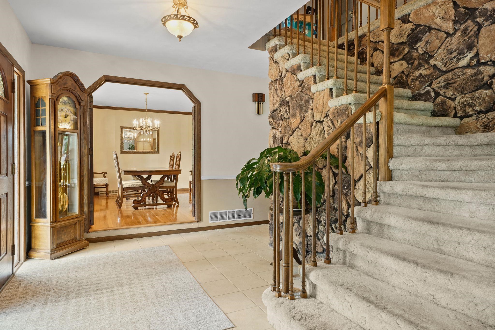 6211 Indian Mound Drive